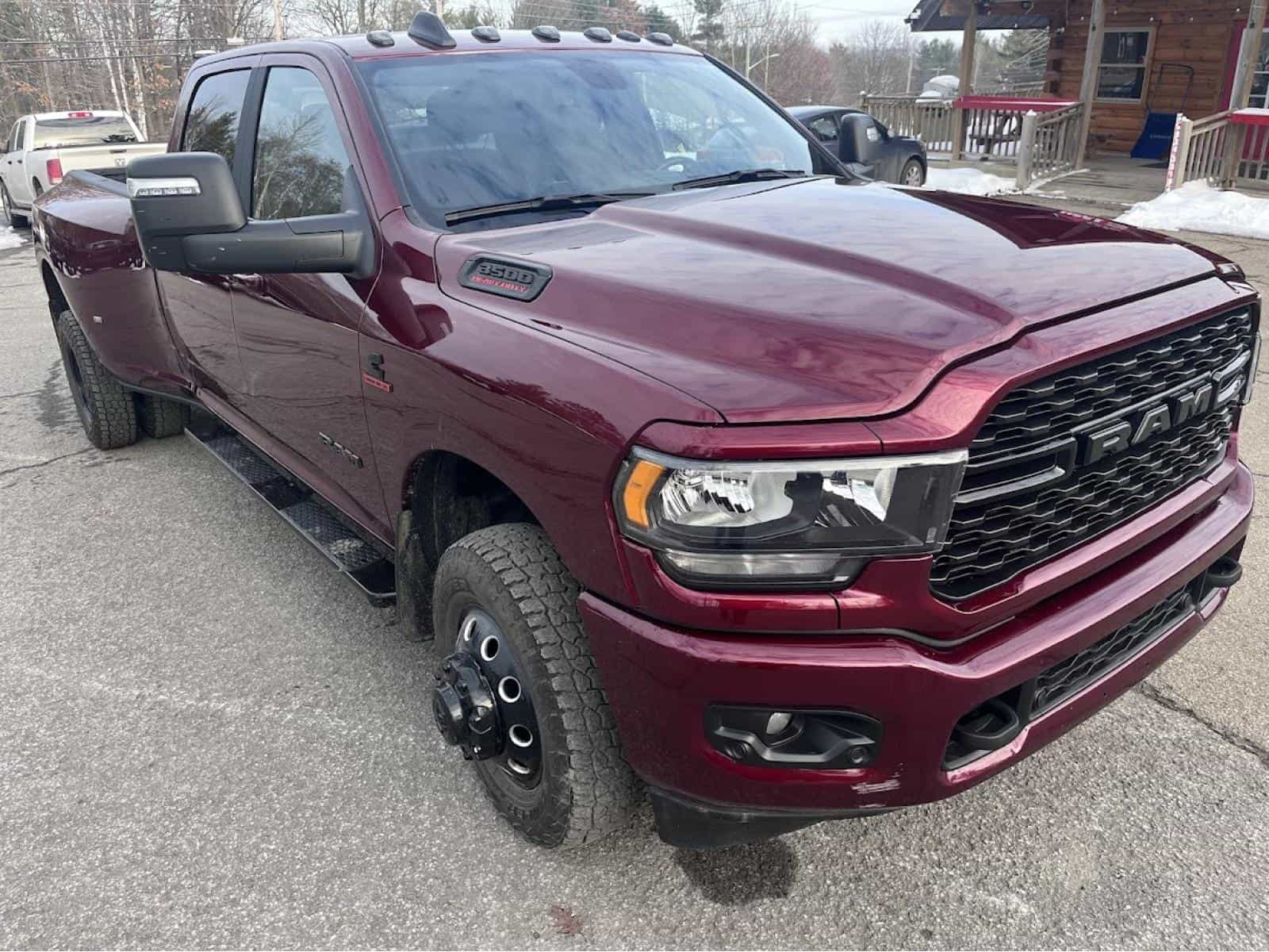 2024 RAM 3500 Big Horn Big Horn - Image 5