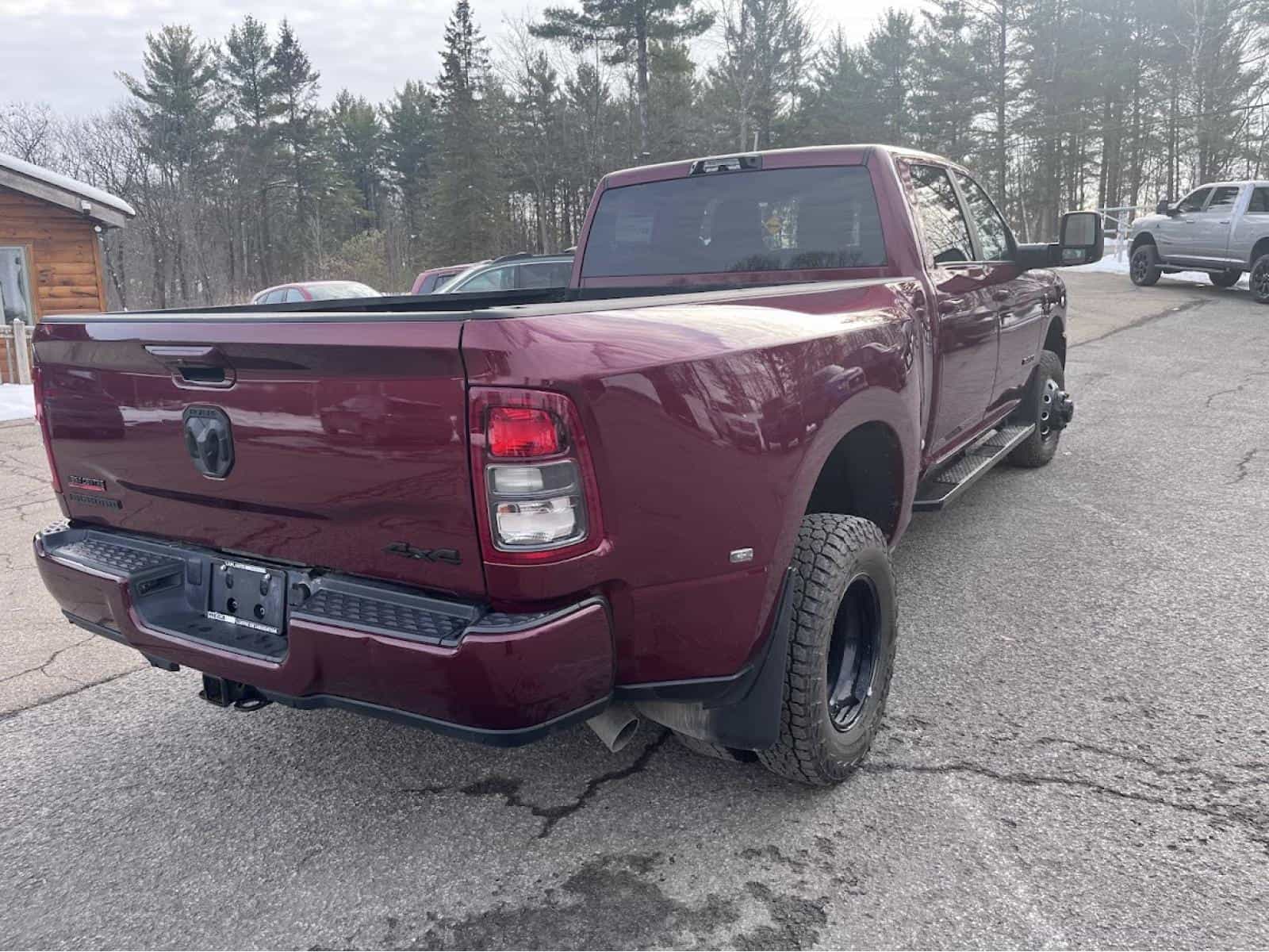 2024 RAM 3500 Big Horn Big Horn - Image 10