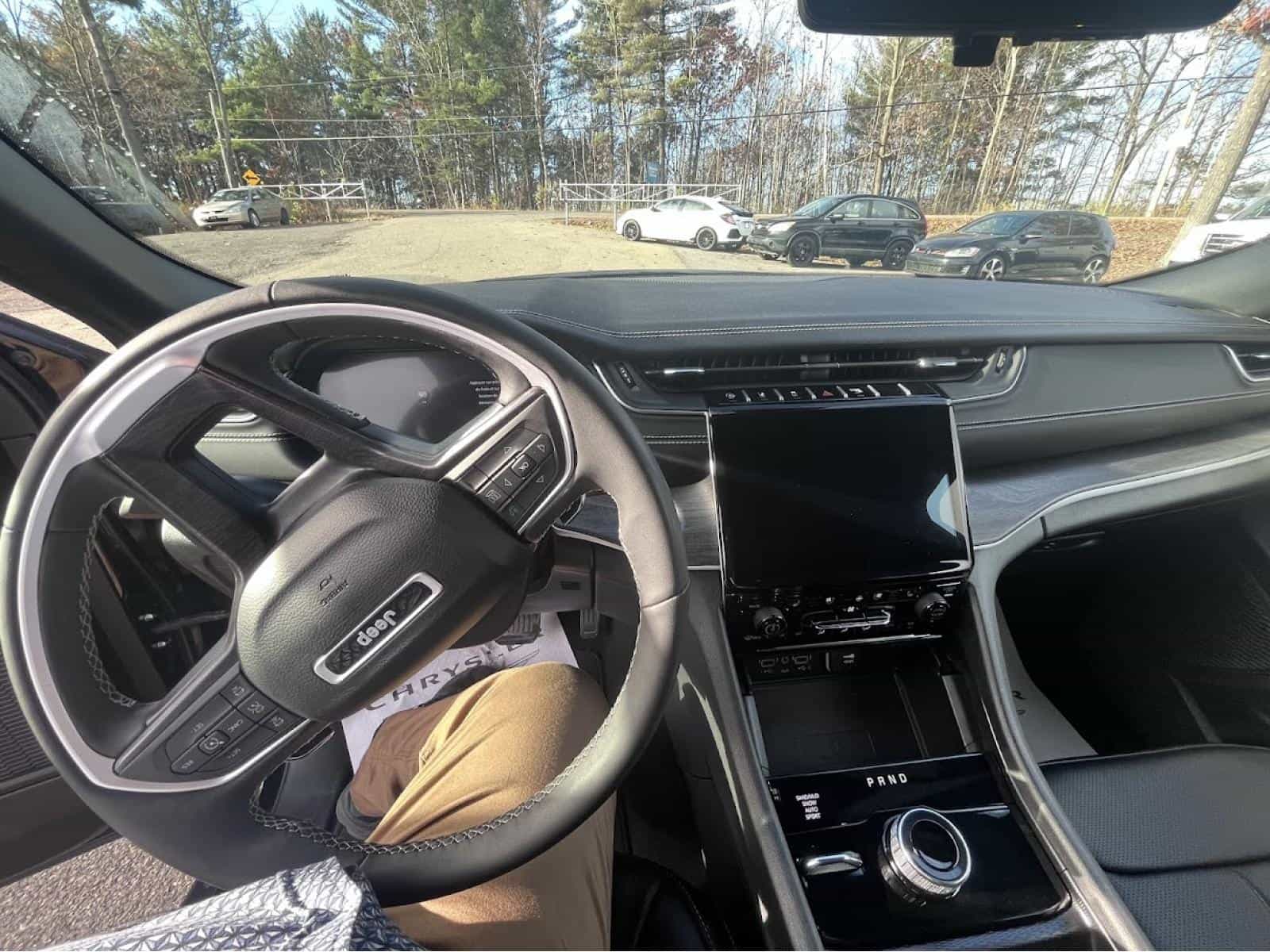 2024 Jeep G Cherokee Limited - Image 18