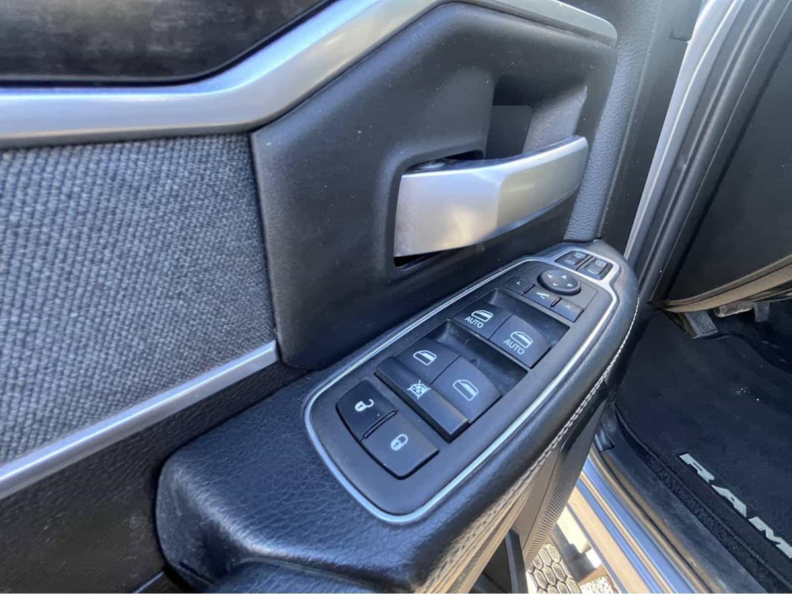 2023 RAM 2500 Big Horn Big Horn - Image 21