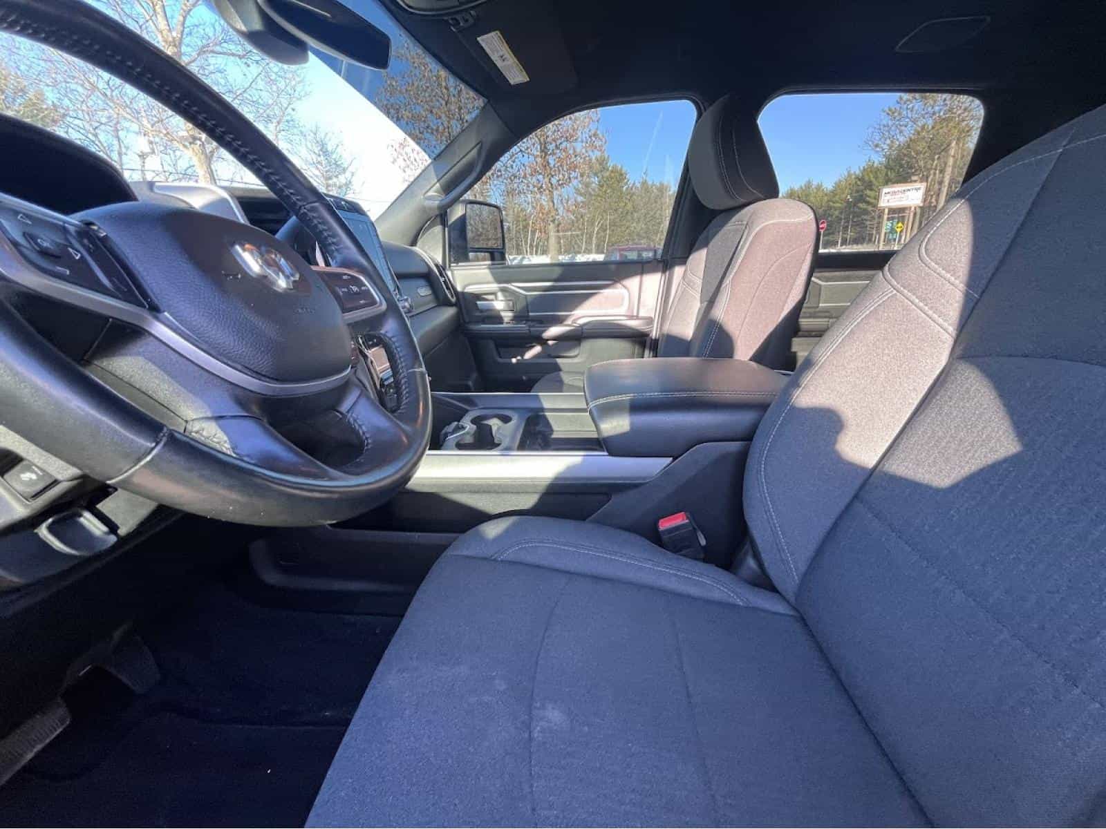 2023 RAM 2500 Big Horn Big Horn - Image 17