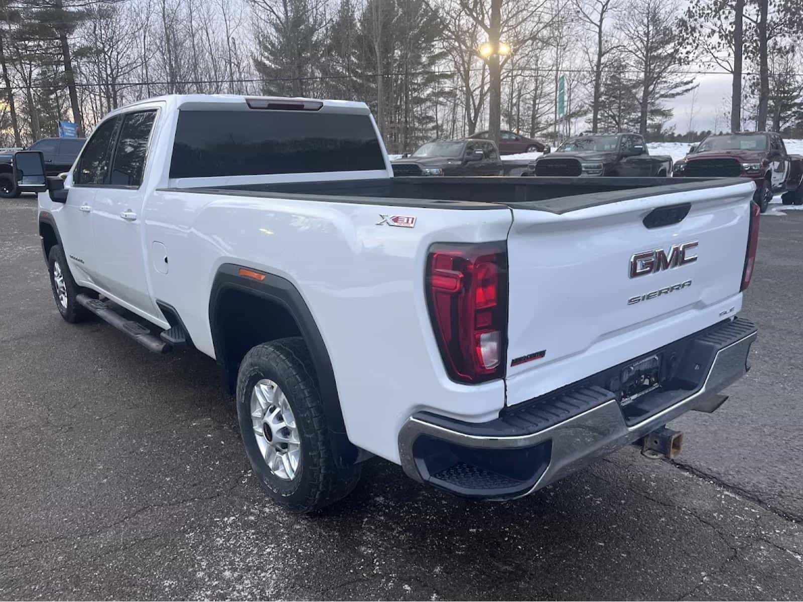 Image 11 GMC Sierra K2500 Sle SLE 2020