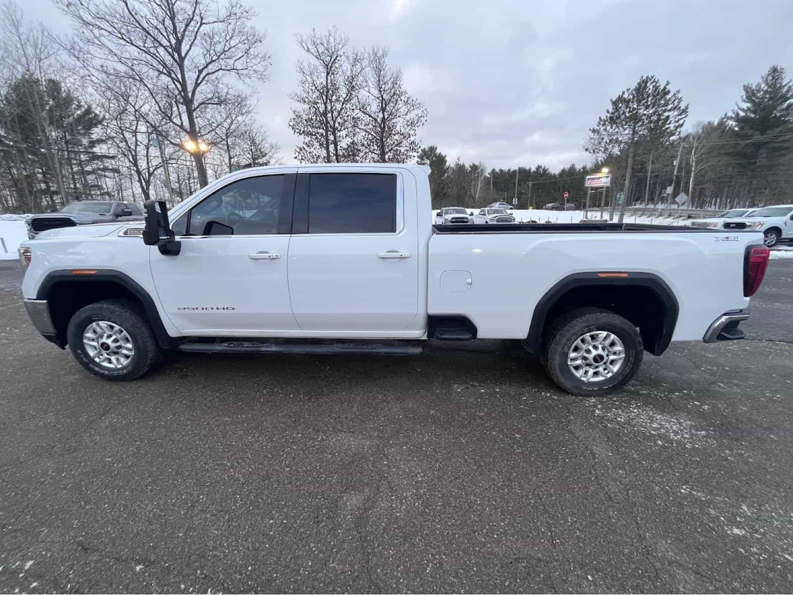 Image 12 GMC Sierra K2500 Sle SLE 2020