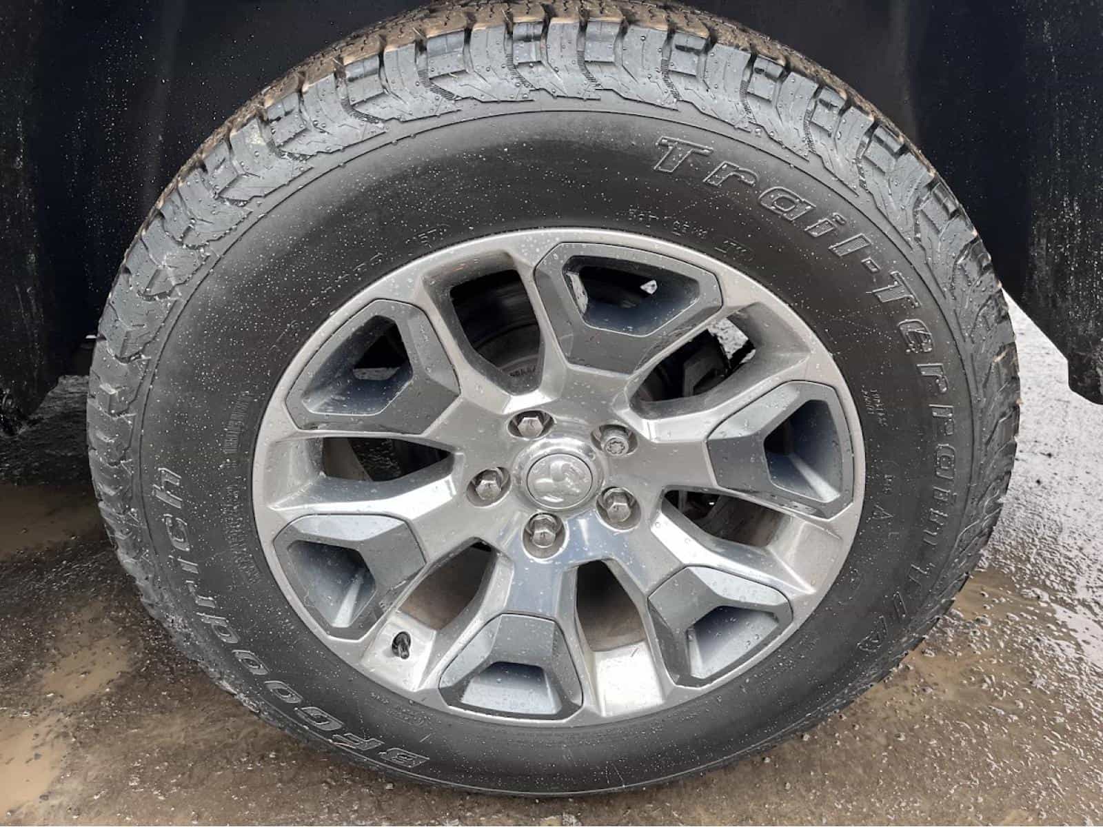 2018 RAM 1500 Longhorn Limited - Image 19