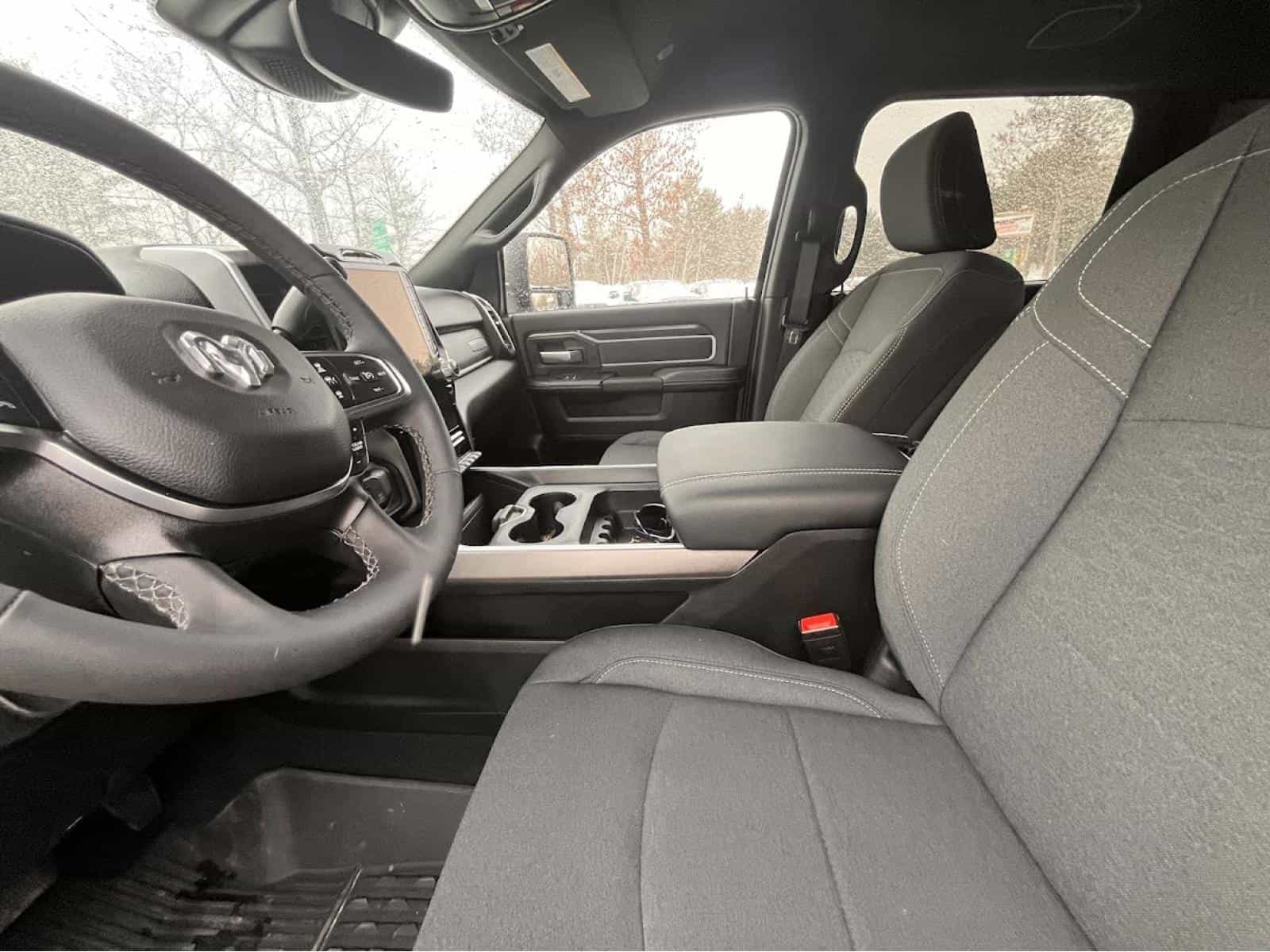 Image 17 RAM 2500 Big Horn 2025