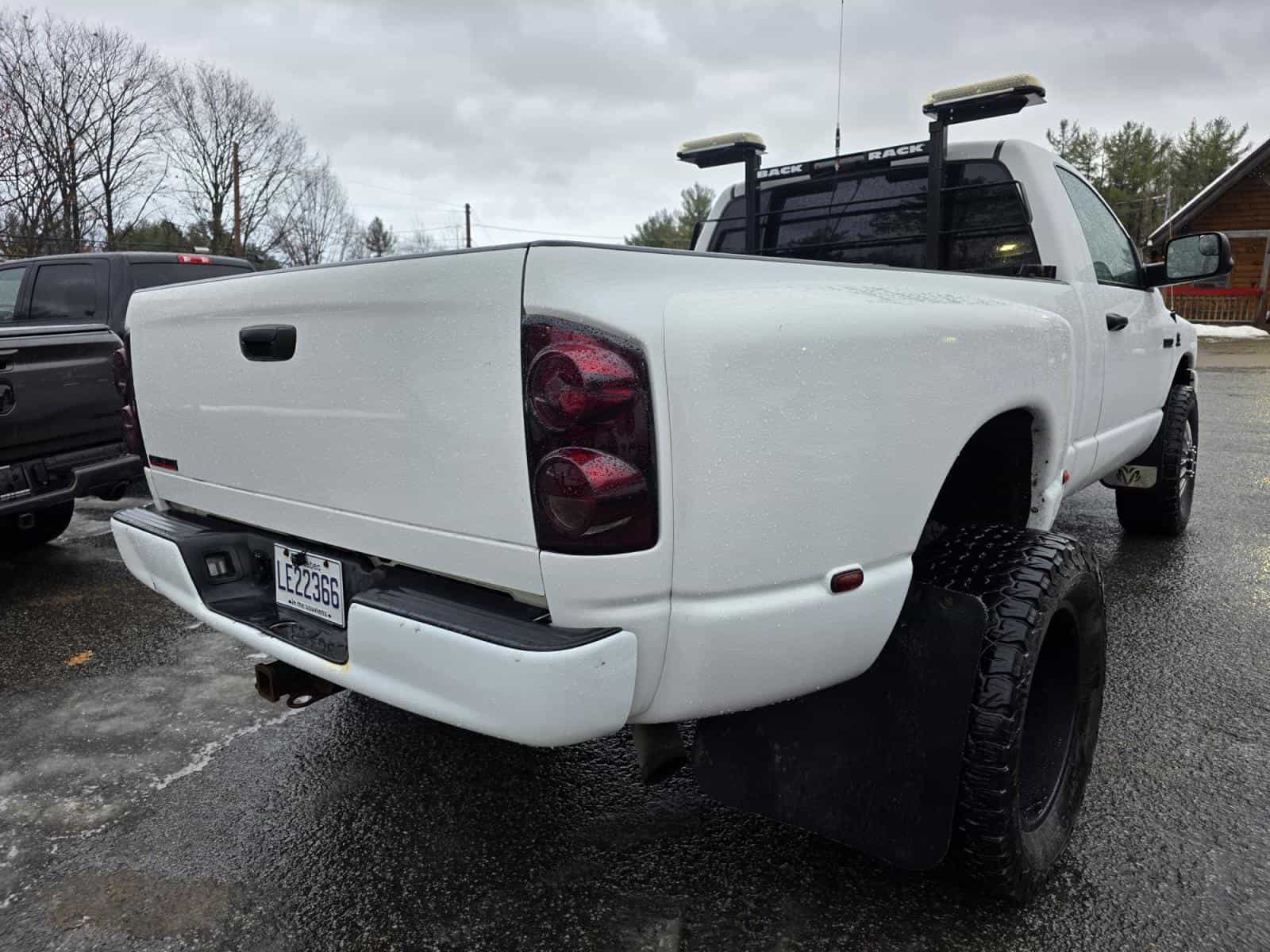 2007 Dodge Ram 3500 Noir - Image 5