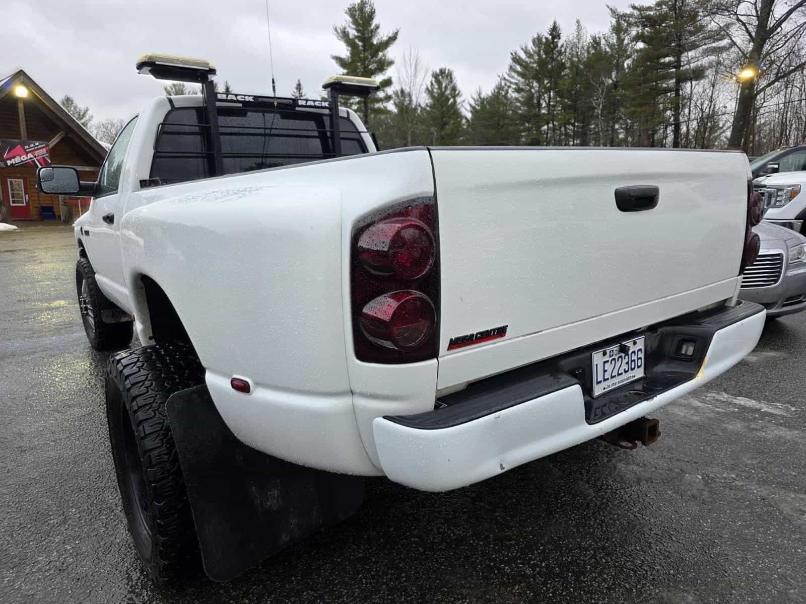 2007 Dodge Ram 3500 Noir - Image 7