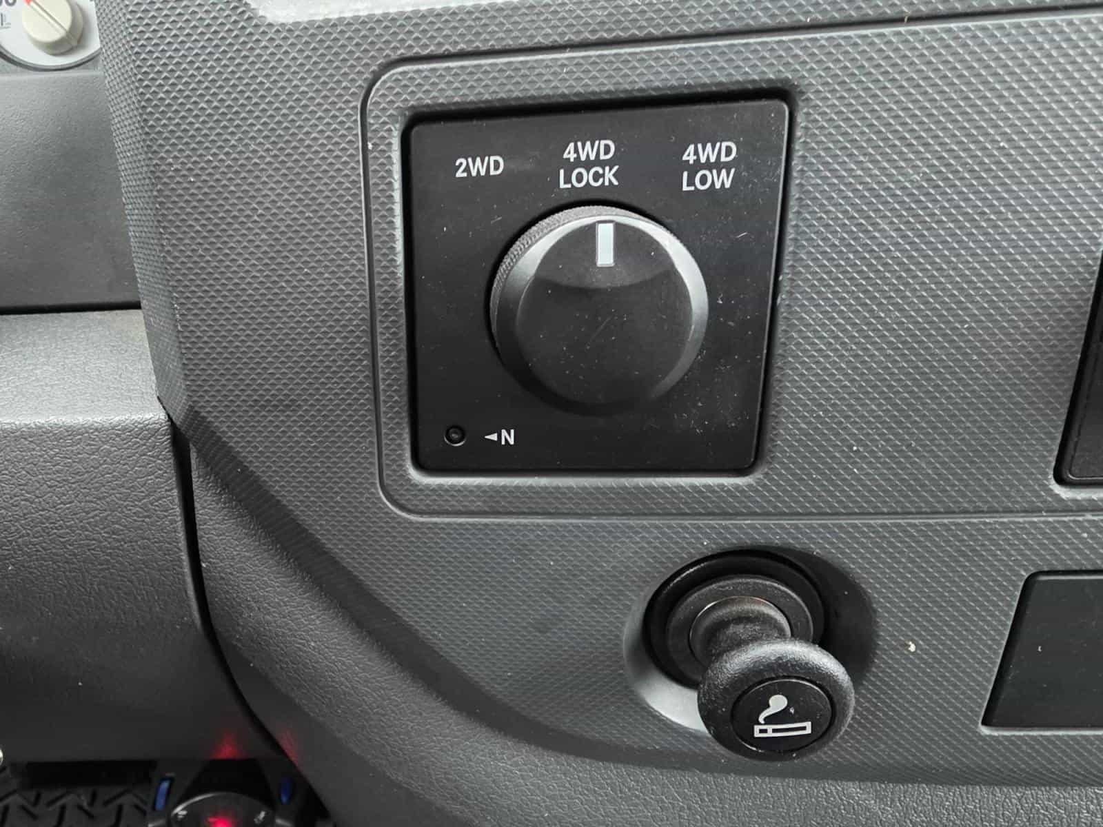 2007 Dodge Ram 3500 Noir - Image 17