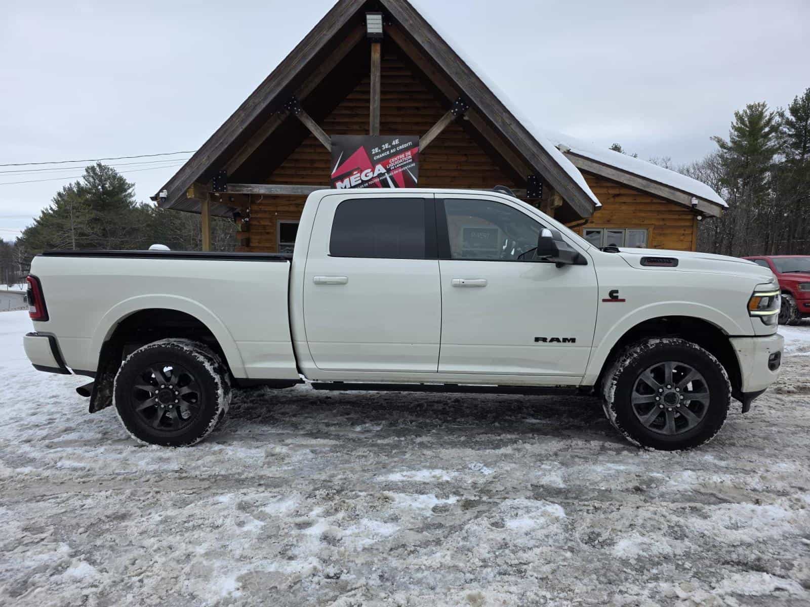 Image 4 RAM 2500 Laramie 2022