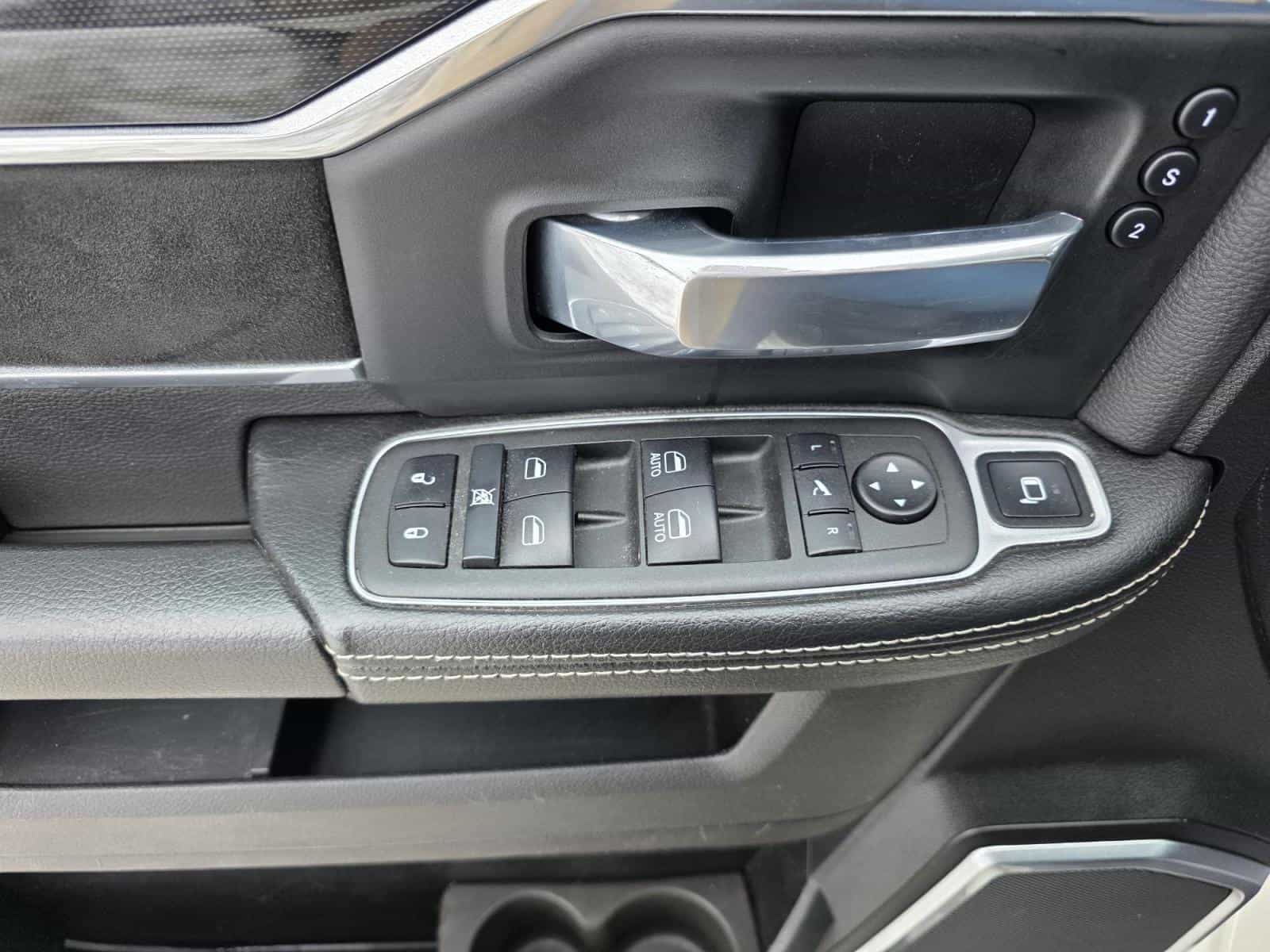 2022 RAM 2500 Laramie - Image 21