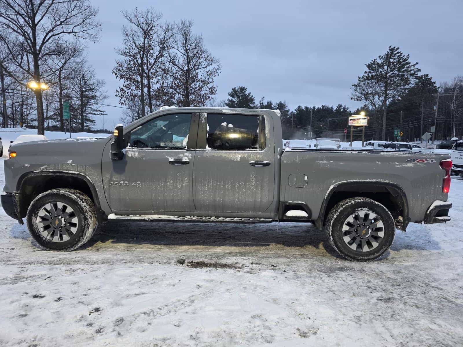 Image 8 Chevrolet Silverado 2500 Custom 2024