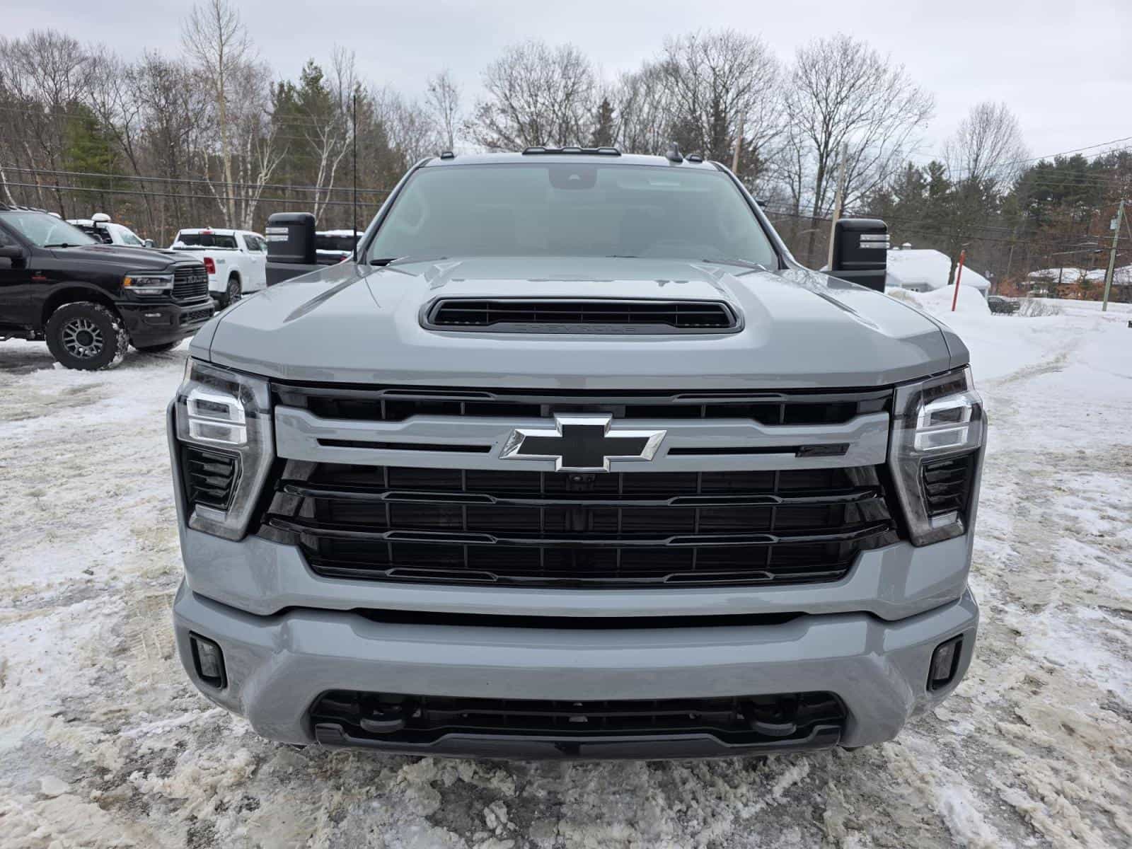 Image 2 Chevrolet Silverado 2500 LT 2024