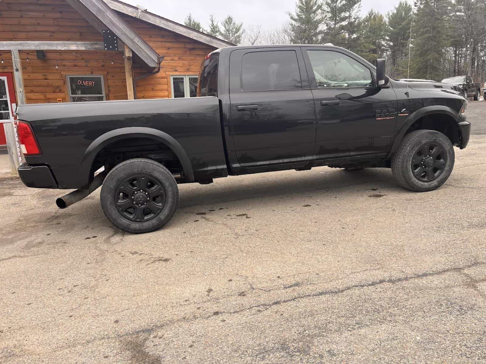 Image 10 RAM 2500 SLT 2018