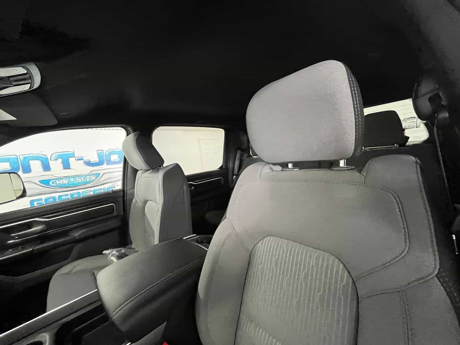 Image 11 RAM 1500 Big Horn 2024