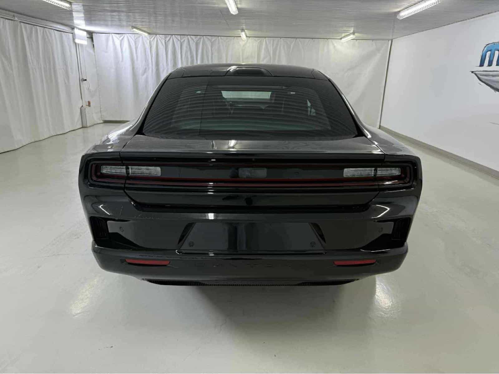 2024 Dodge Charger Daytona EV R/T - Image 8