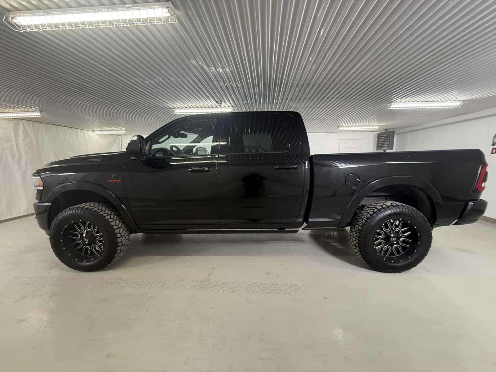 Image 8 RAM 3500 Laramie Laramie 2022