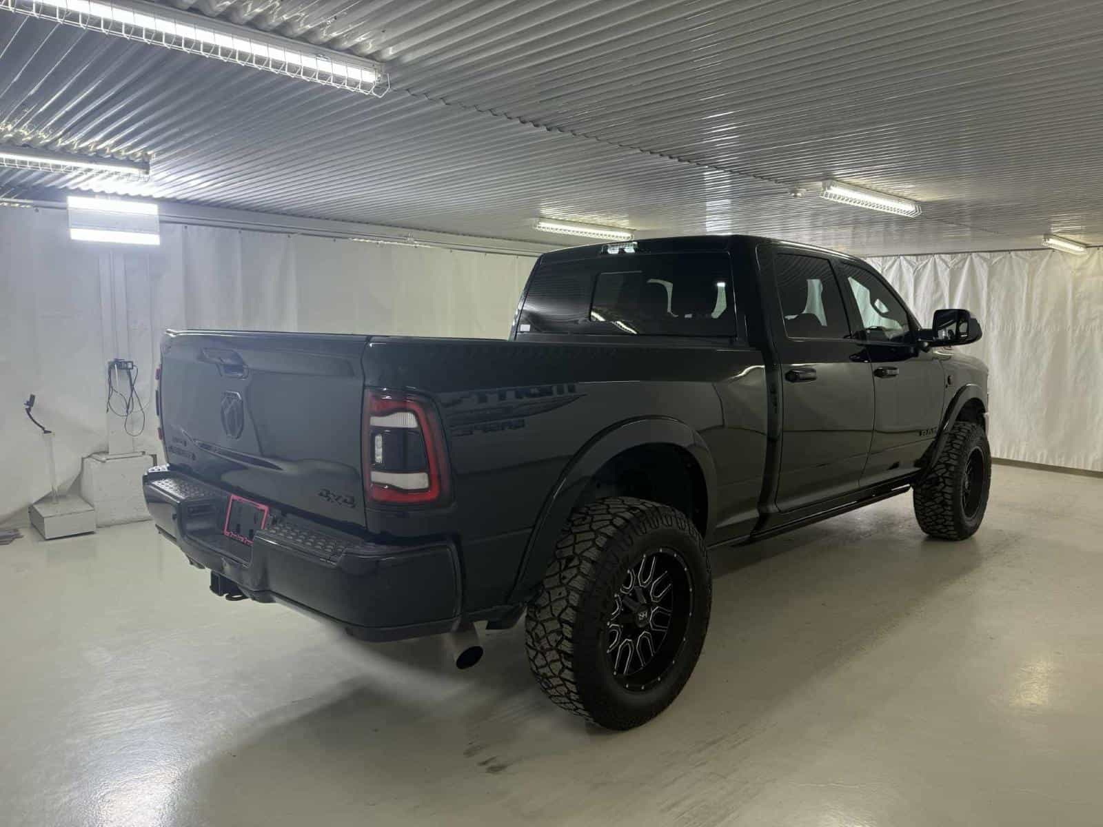 Image 5 RAM 3500 Laramie Laramie 2022