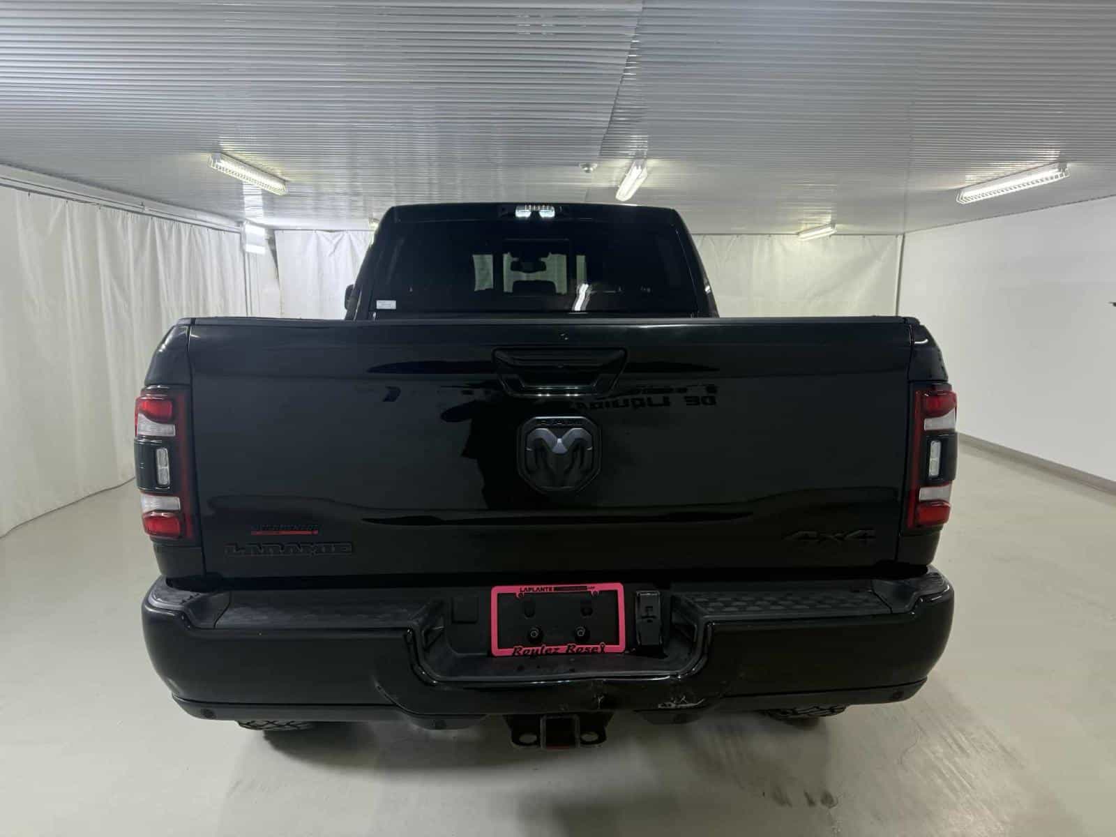 Image 6 RAM 3500 Laramie Laramie 2022