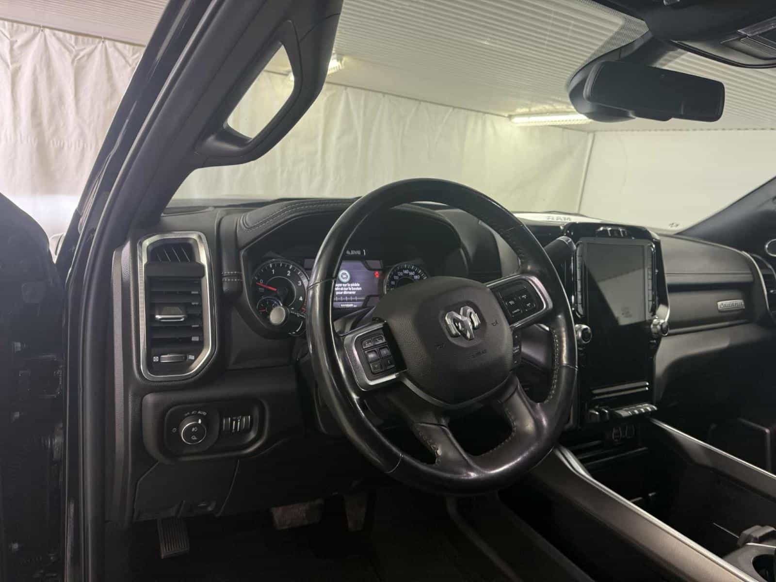 Image 14 RAM 3500 Laramie Laramie 2022