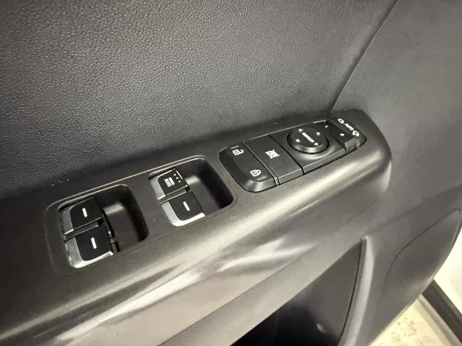 Image 15 Kia Sportage EX 2017