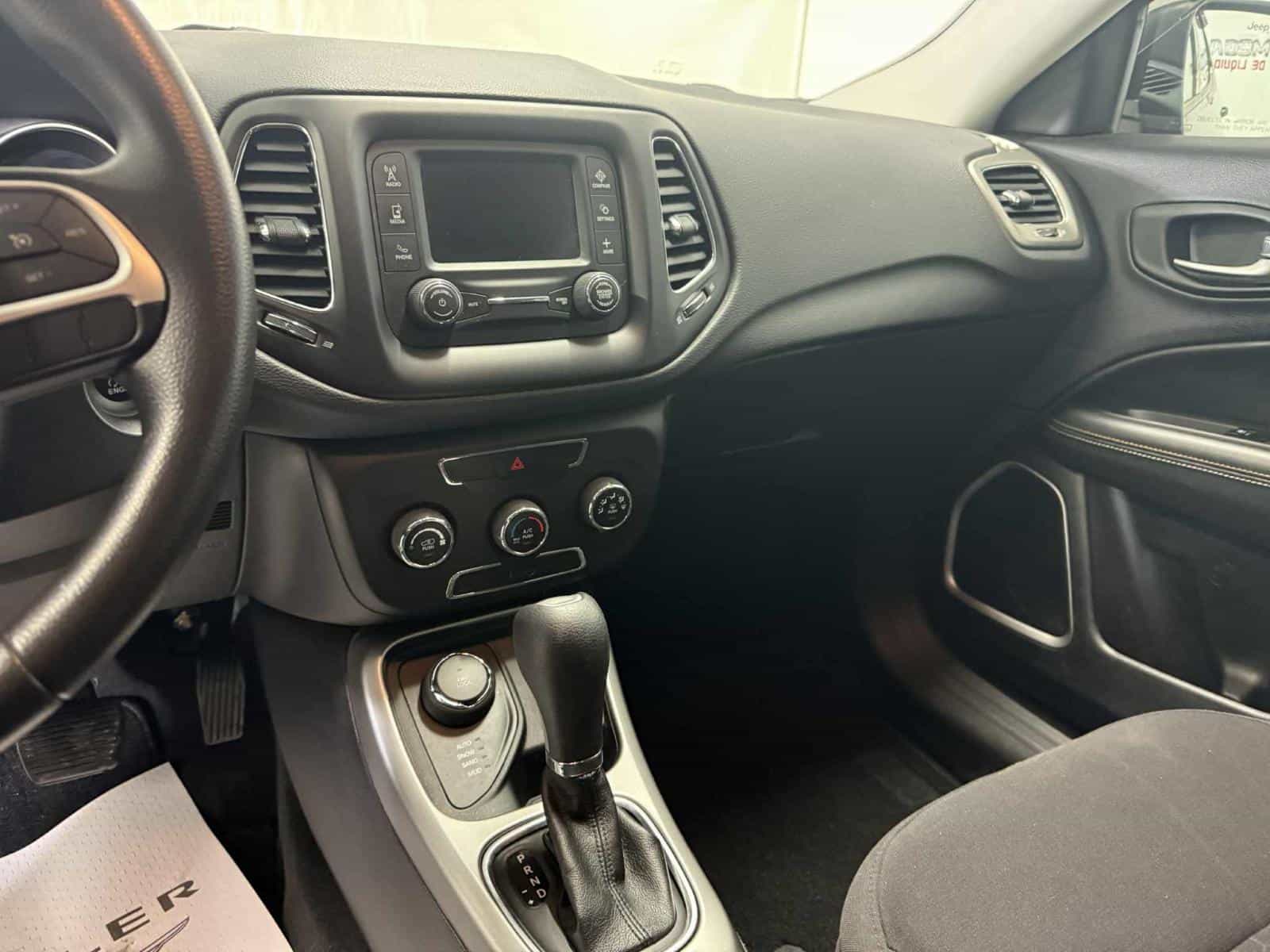 2018 Jeep Compass Sport Sport - Image 10