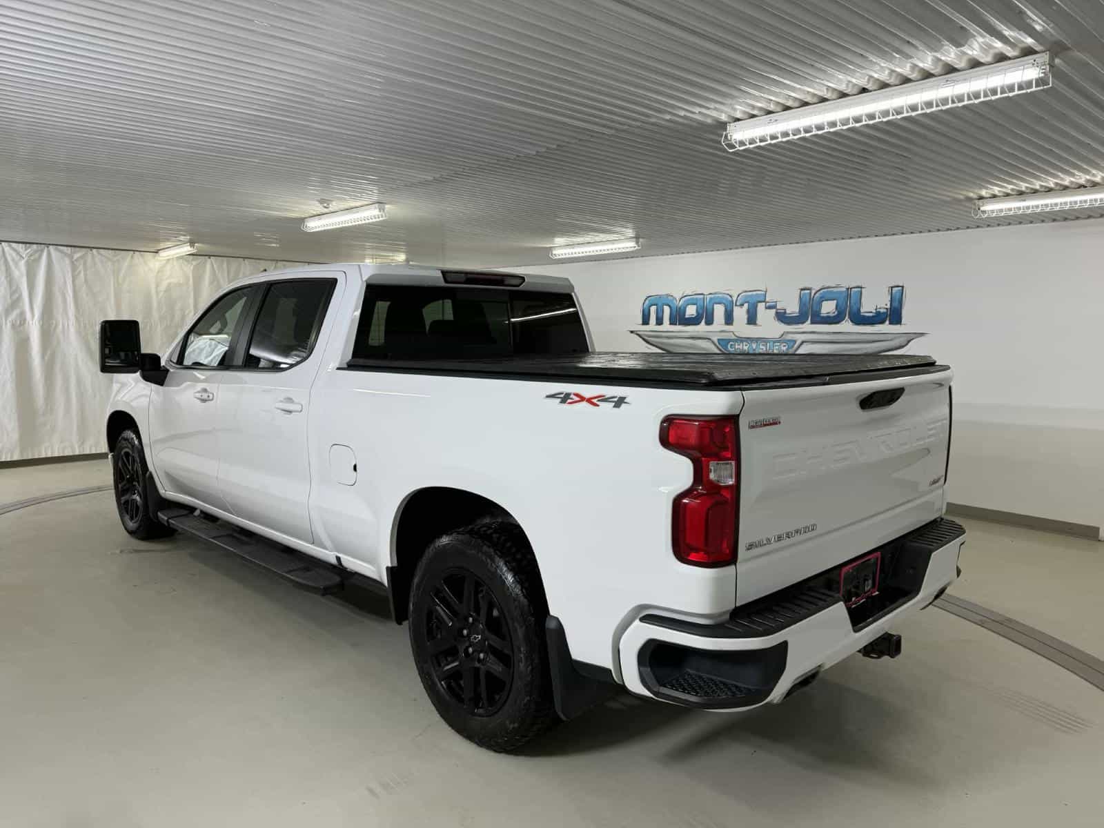 2023 Chevrolet Silverado K1500 Rst RST - Image 3