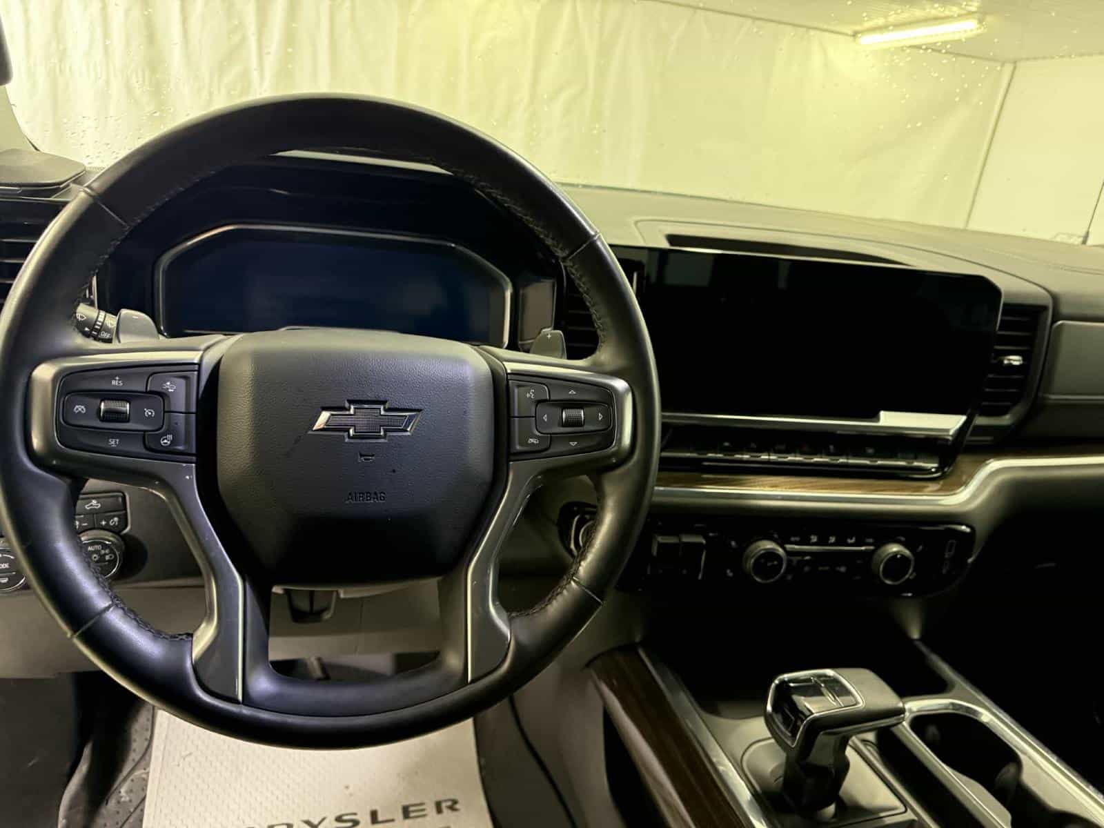 2023 Chevrolet Silverado K1500 Rst RST - Image 14