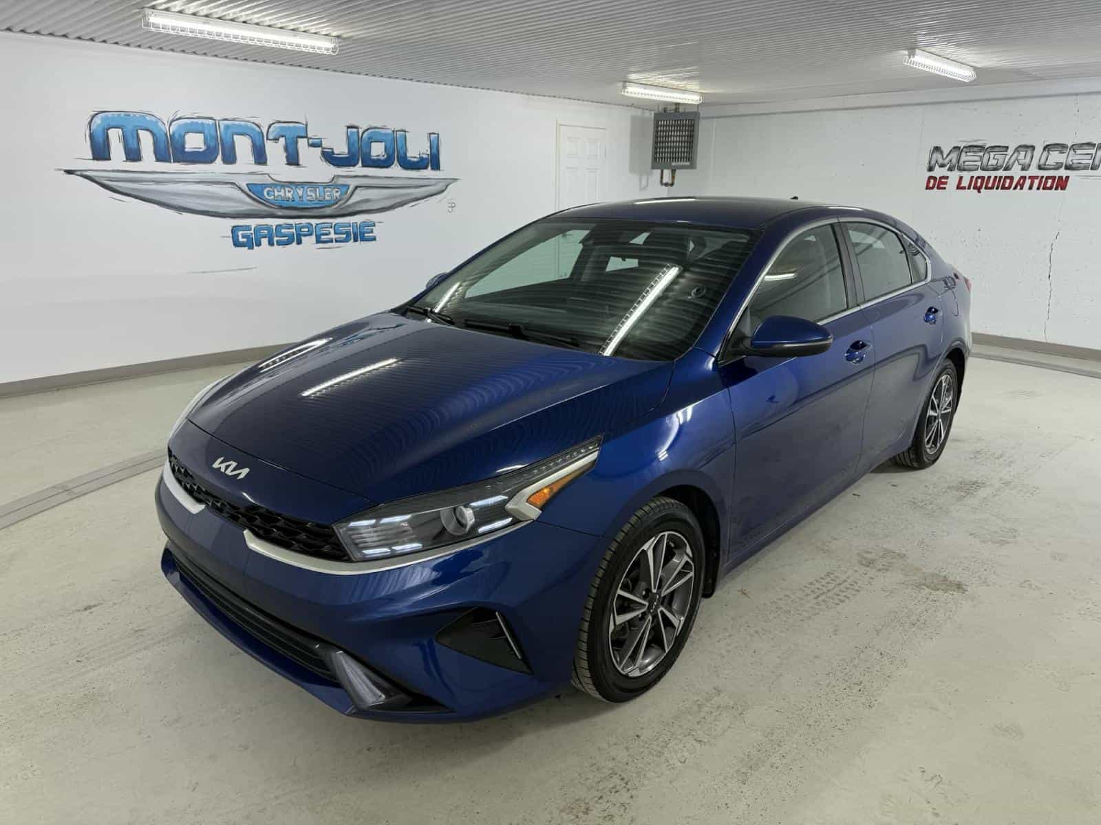 2022 Kia FORTE EX GT-Line - Image 1