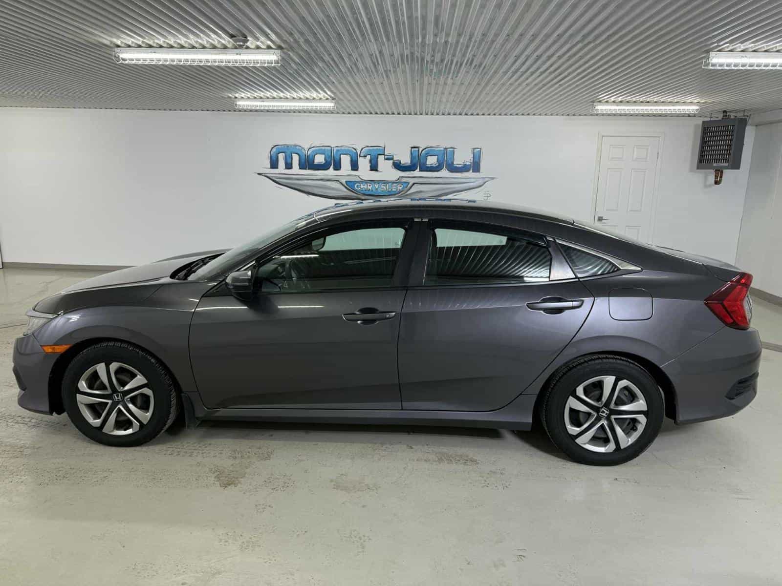 2017 Honda CIVIC LX LX - Image 2