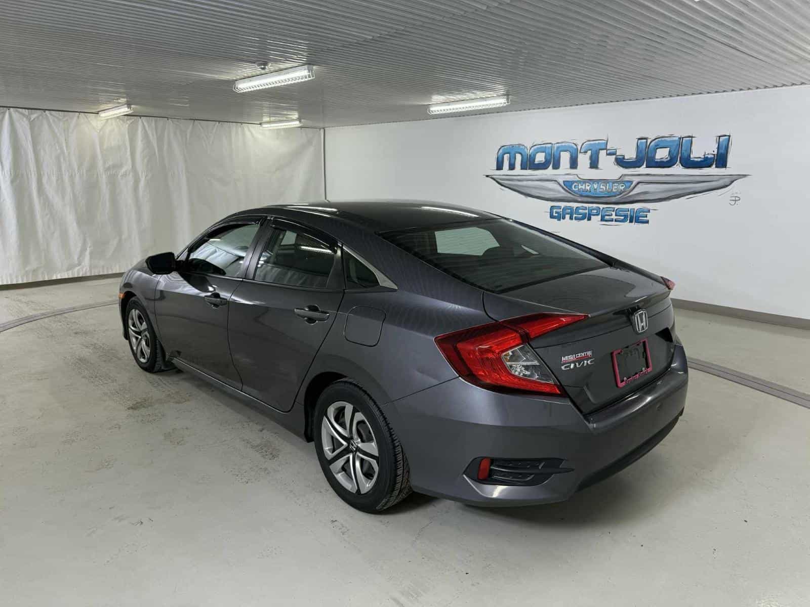 2017 Honda CIVIC LX LX - Image 3