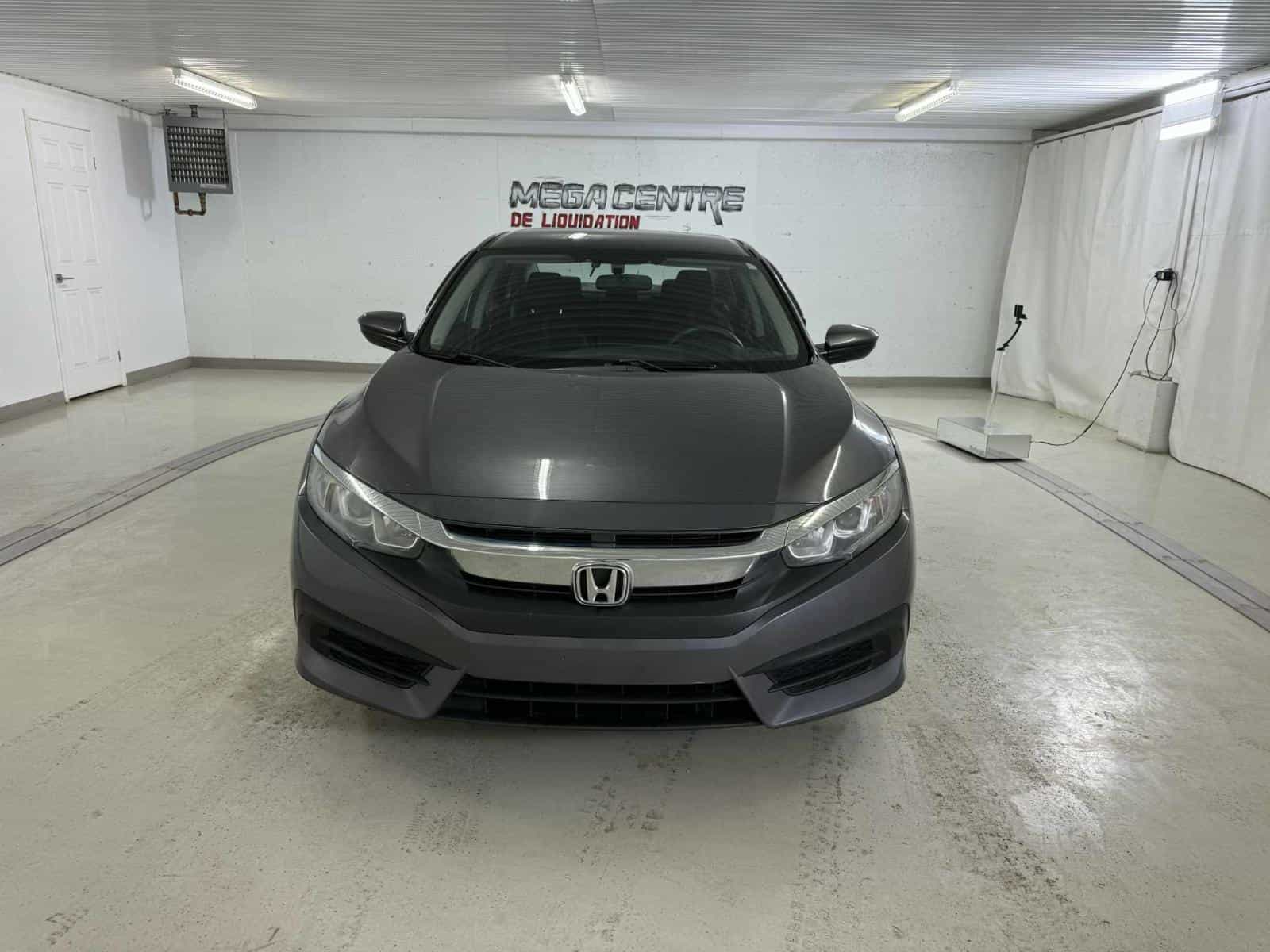2017 Honda CIVIC LX LX - Image 8