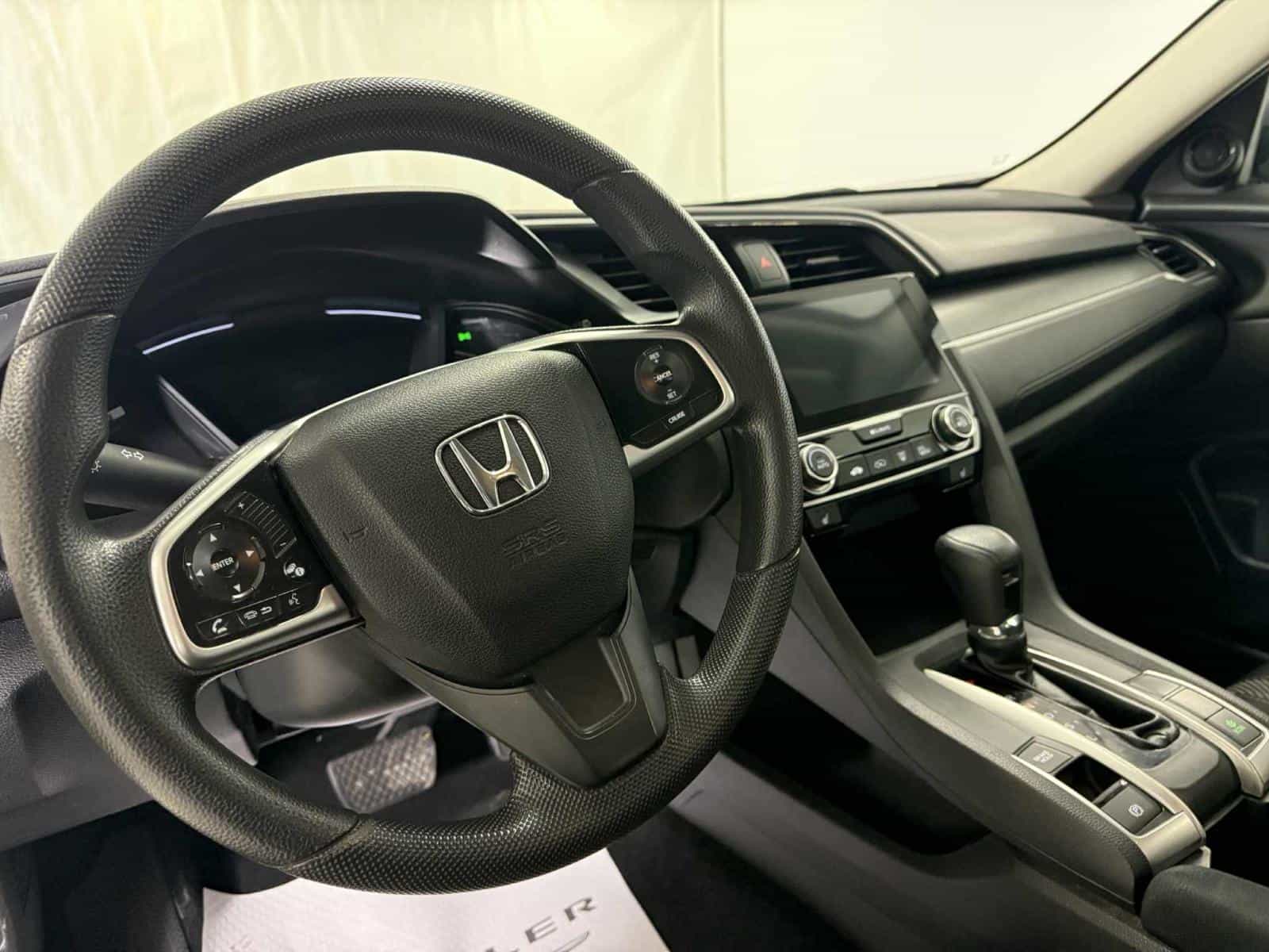 2017 Honda CIVIC LX LX - Image 11