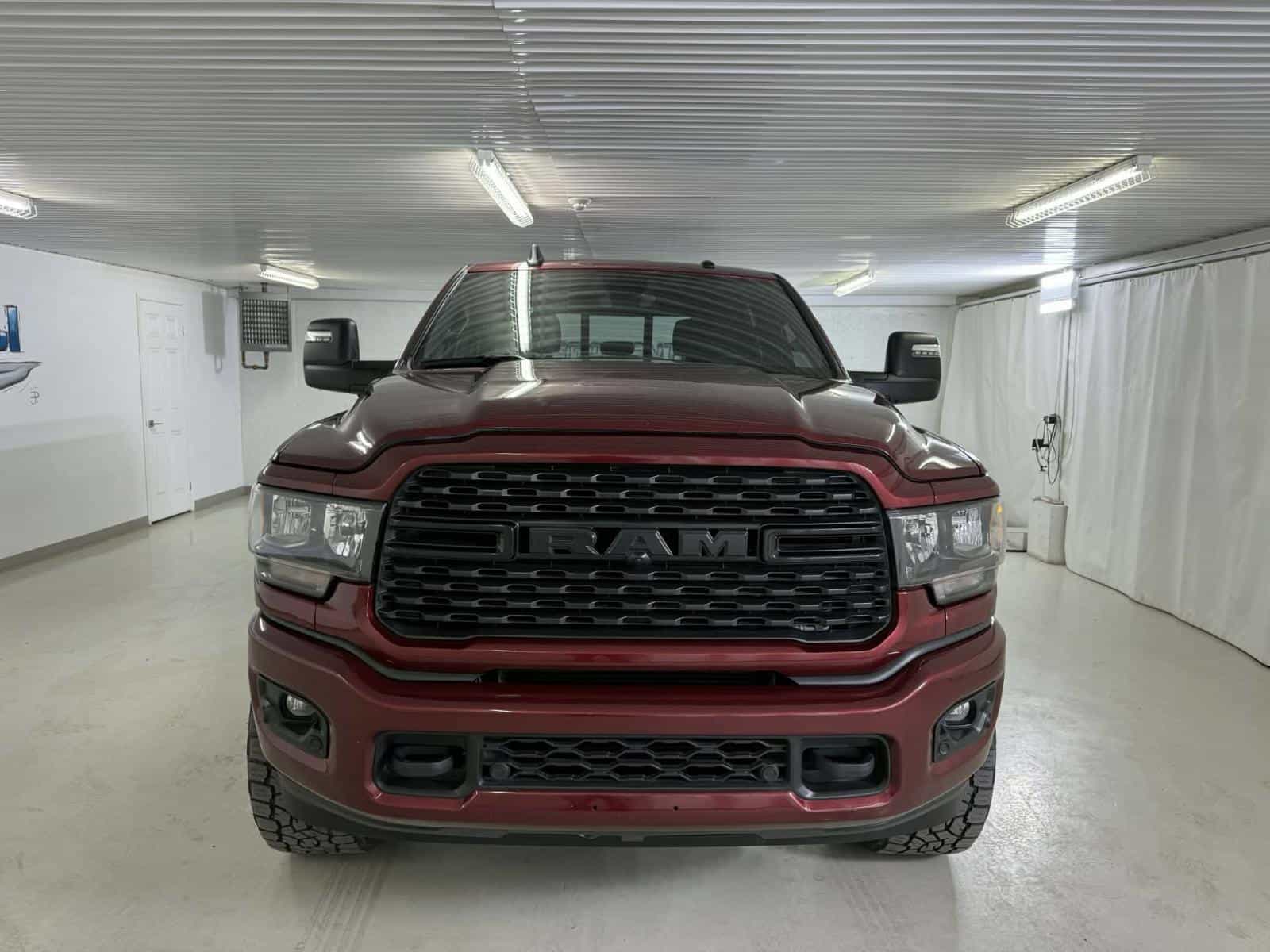 2024 RAM 2500 Big Horn Big Horn - Image 2