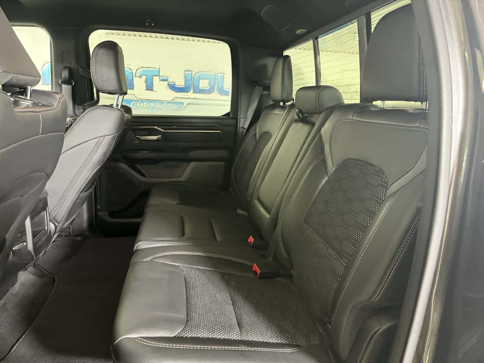 2022 RAM 1500 Sport Sport - Image 9