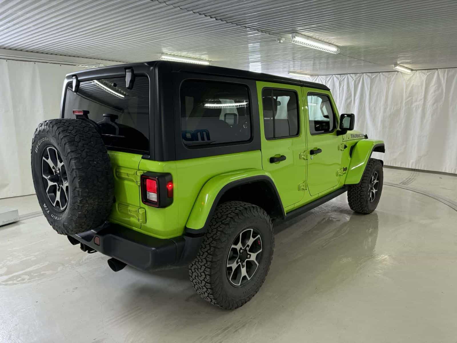 2021 Jeep Wrangler Unlimited Rubicon - Image 4