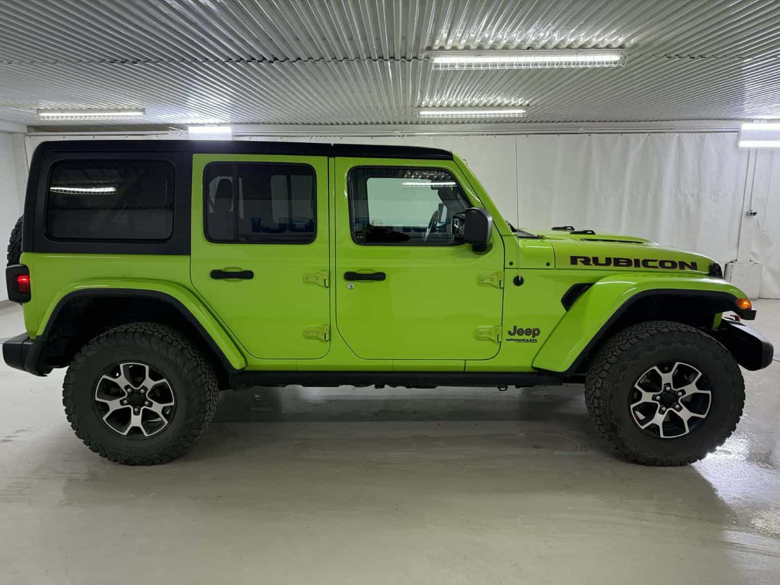 2021 Jeep Wrangler Unlimited Rubicon - Image 5