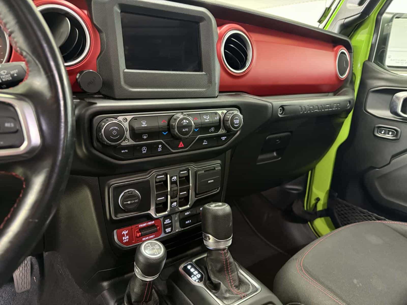 2021 Jeep Wrangler Unlimited Rubicon - Image 12