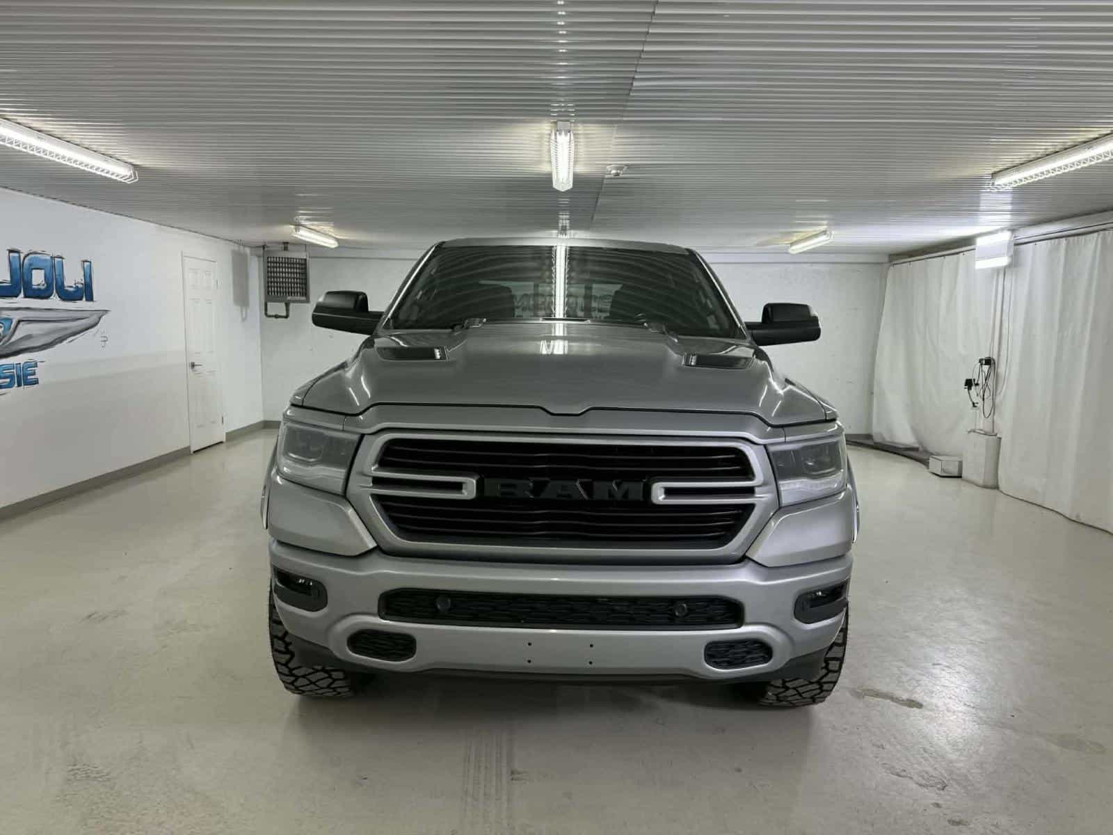 2021 RAM 1500 Sport - Image 2