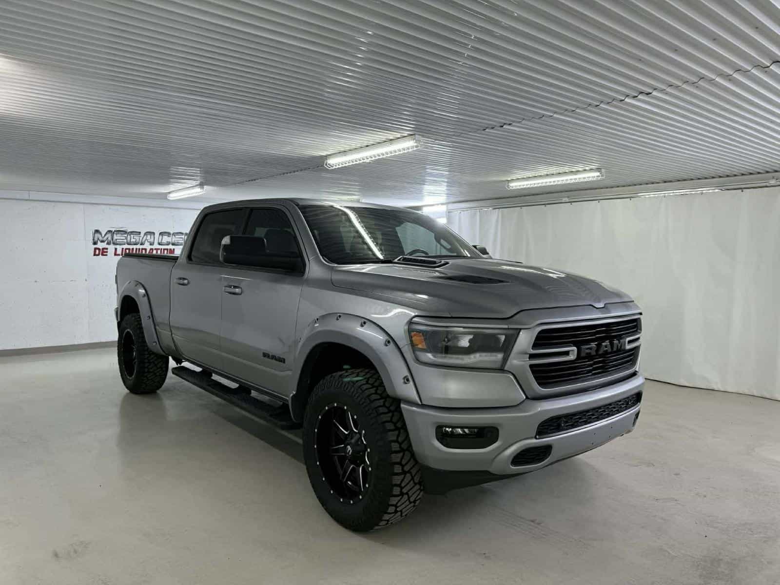 2021 RAM 1500 Sport - Image 3