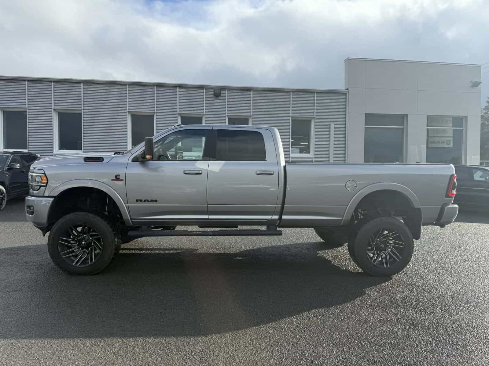 2022 RAM 2500 Big Horn - Image 2