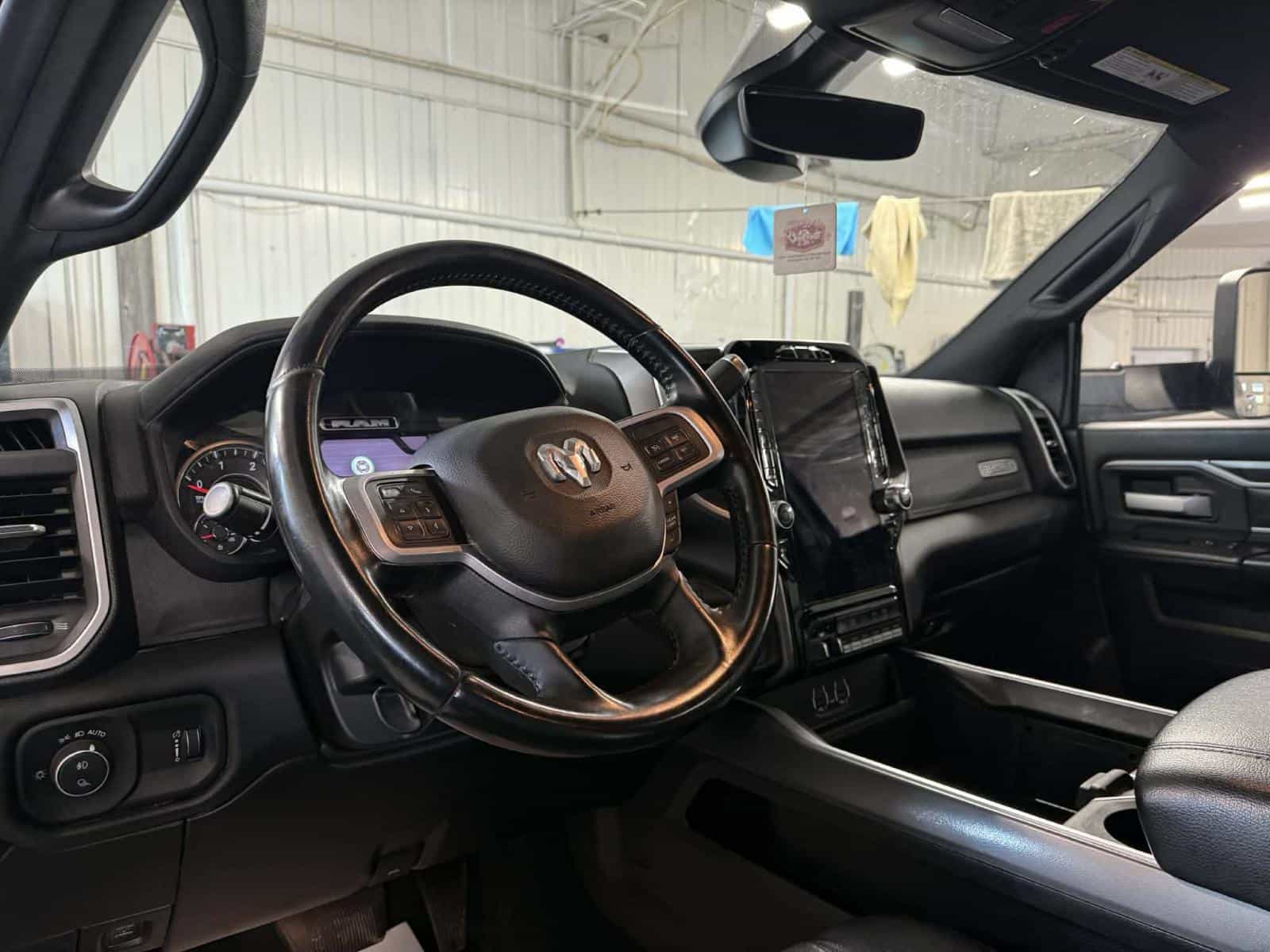 2022 RAM 2500 Big Horn - Image 9