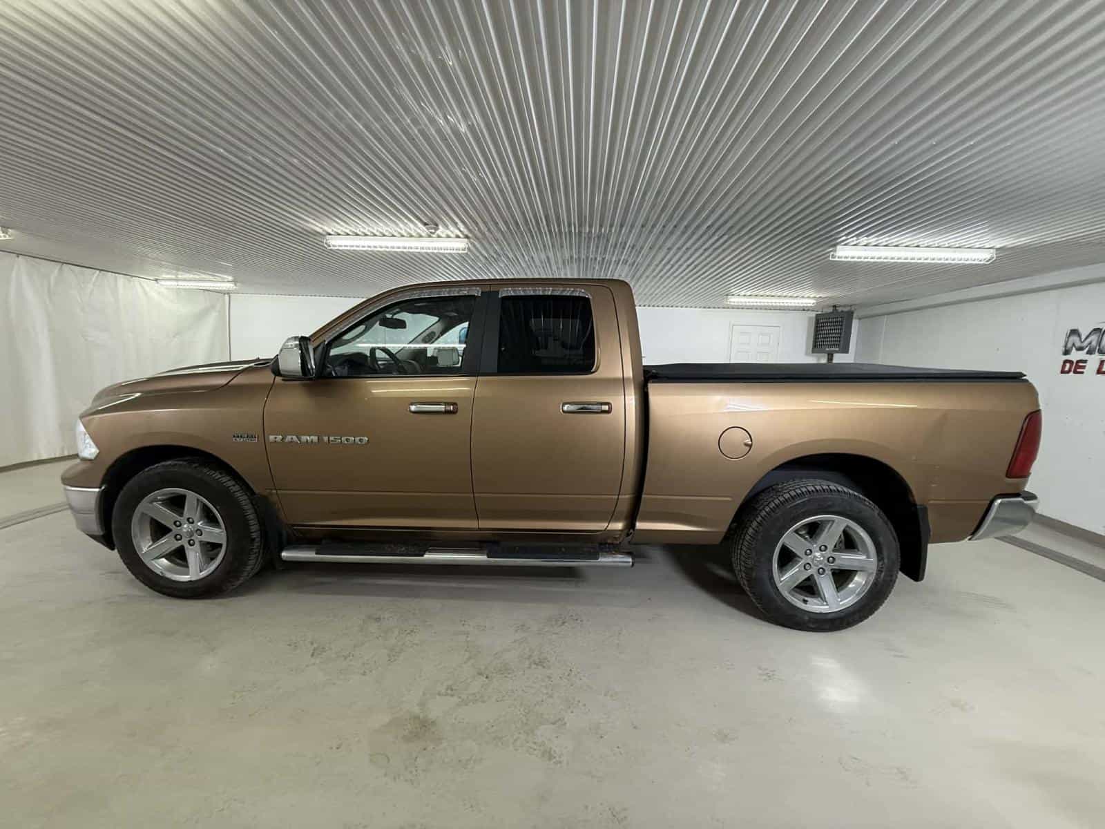 2012 RAM 1500 SLT SLT - Image 2