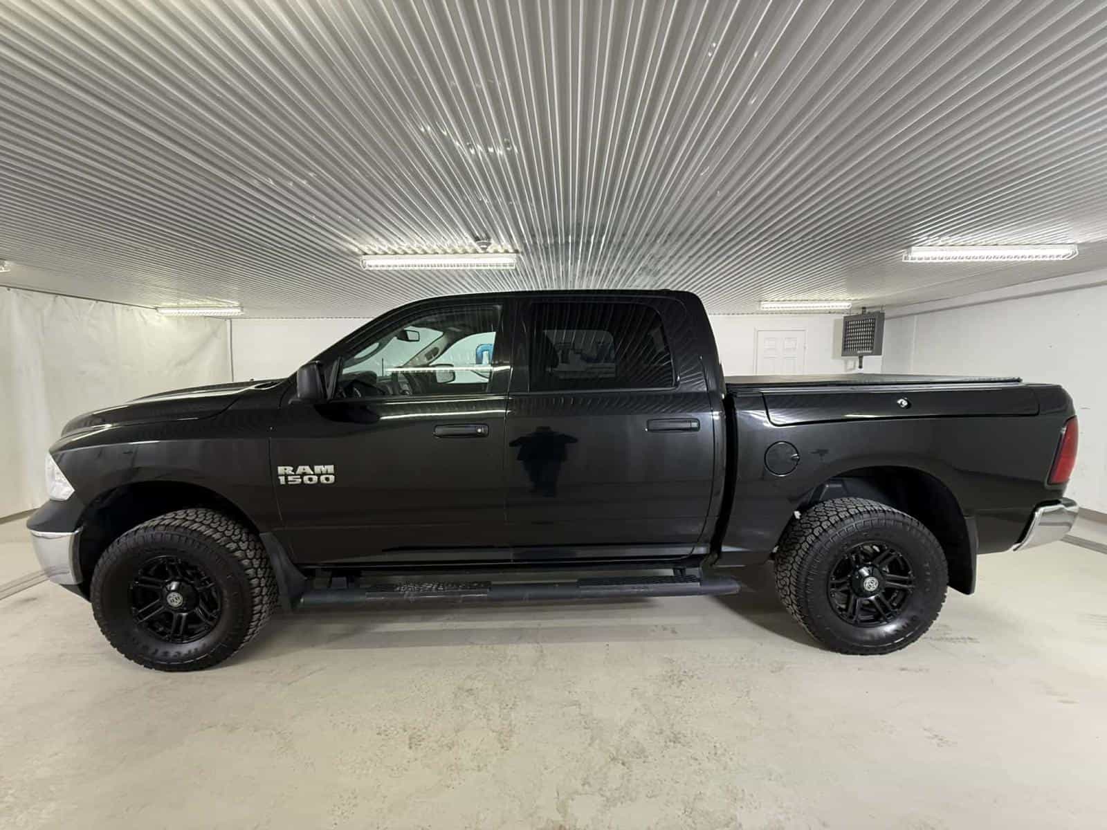 2018 RAM 1500 ST ST - Image 2