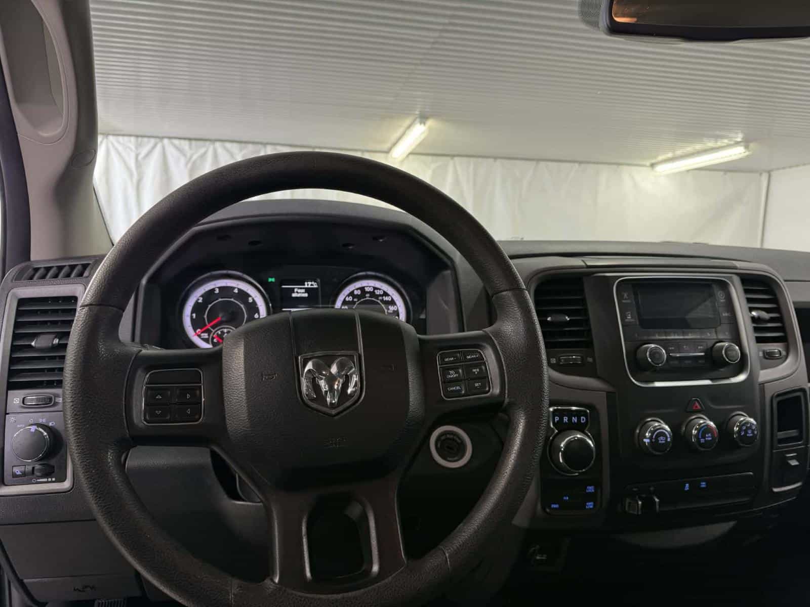 2018 RAM 1500 ST ST - Image 10