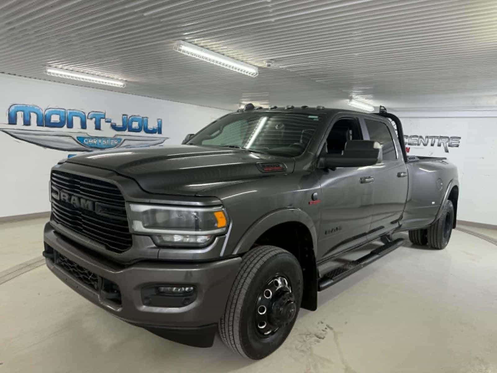 Image 1 RAM 3500 Laramie 2020