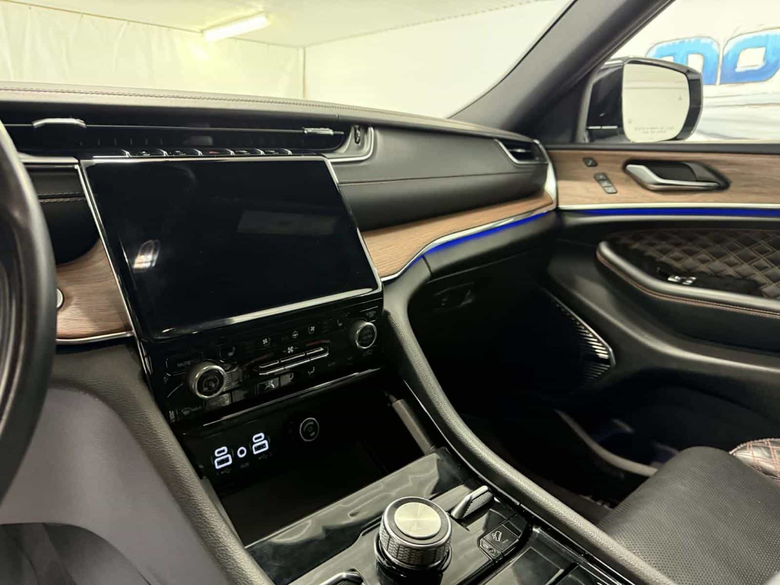 Image 13 Jeep Grand Cherokee L Summit Reserve 2023