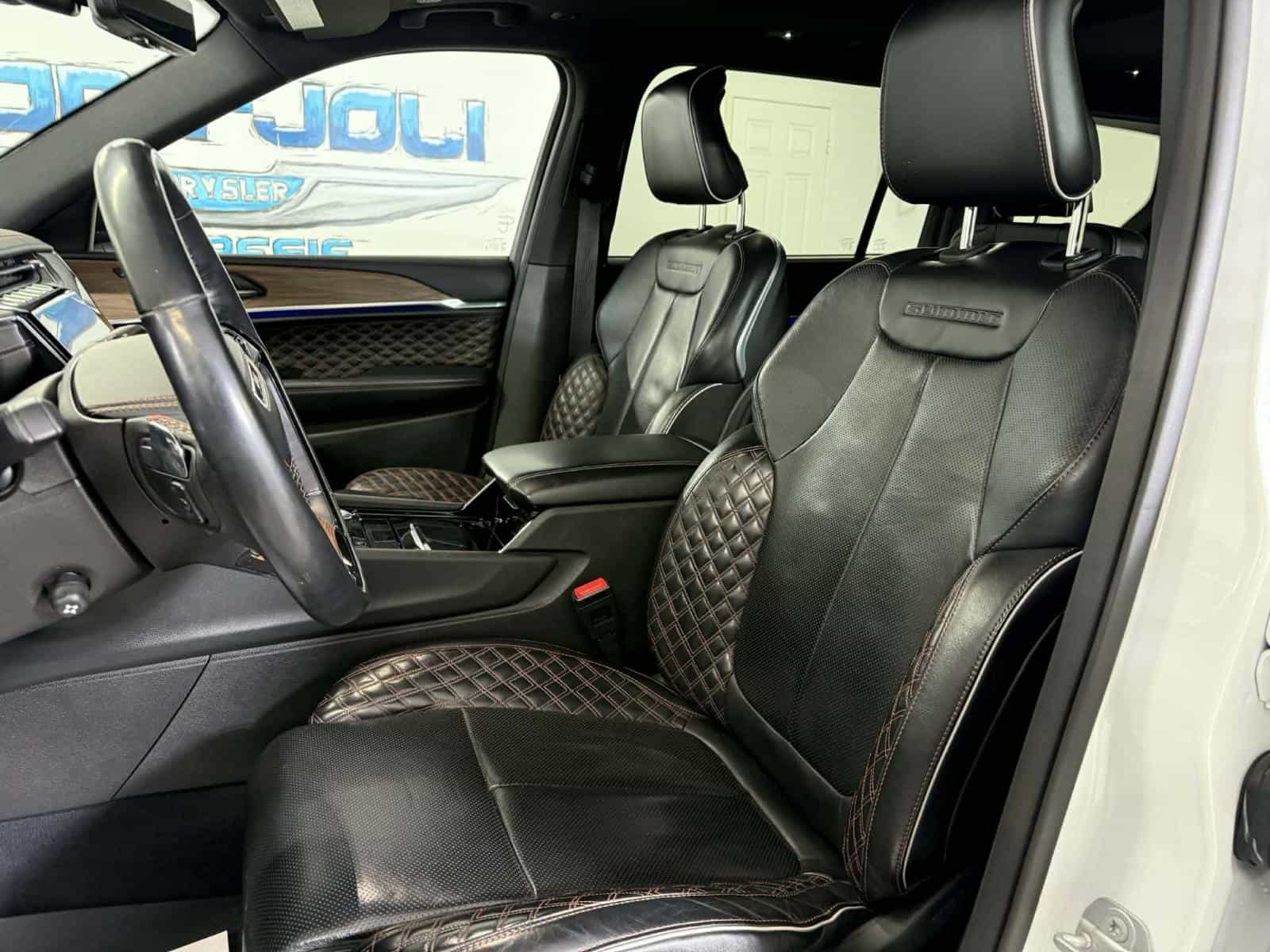 Image 17 Jeep Grand Cherokee L Summit Reserve 2023