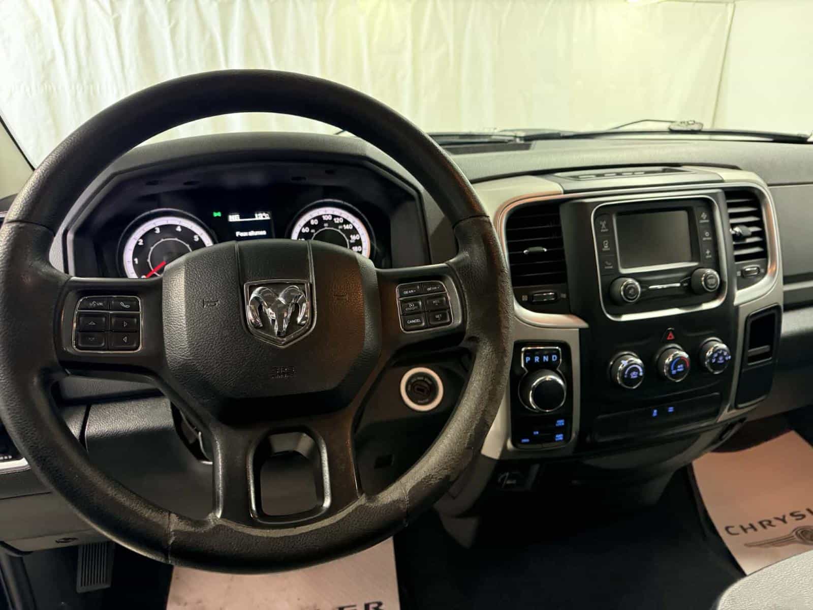 Image 13 RAM 1500 SLT SLT 2016