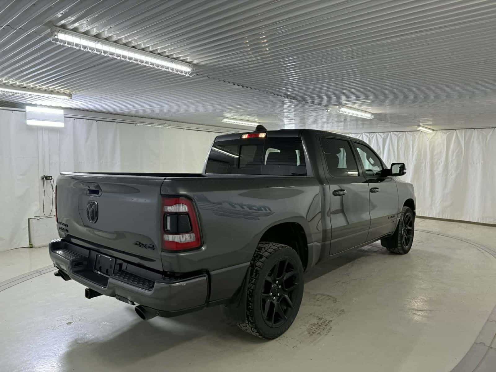 2022 RAM 1500 Sport Sport - Image 5