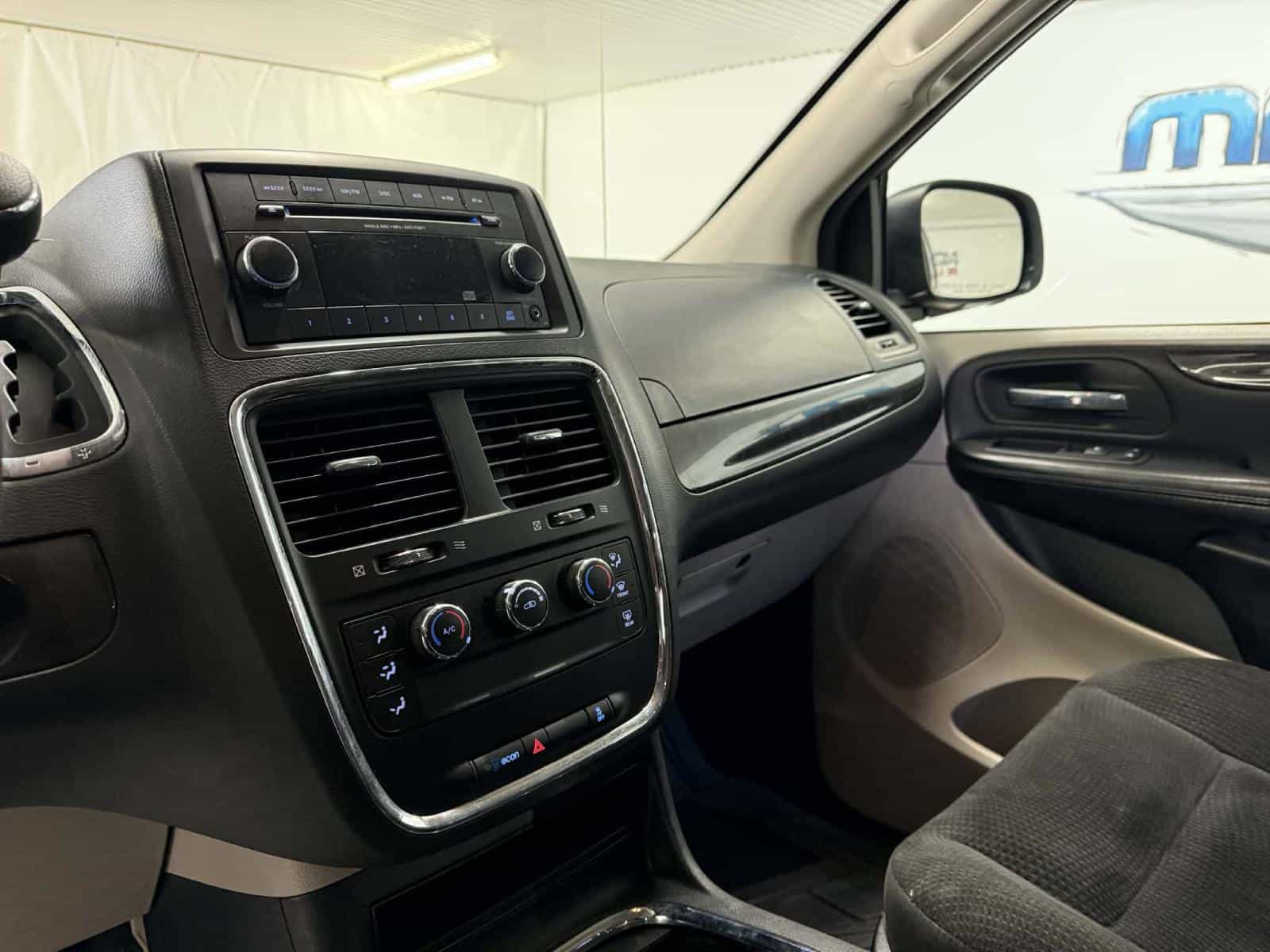 2018 Dodge Gr Caravan Canada Value Package - Image 10